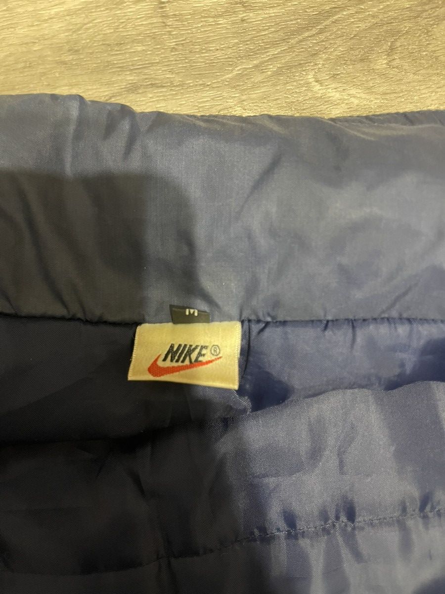 Nike NIKE VINTAGE RETRO BIG LOGO RARE JACKET SIZE L-XL Size US L / EU 52-54 / 3 - 20 Thumbnail