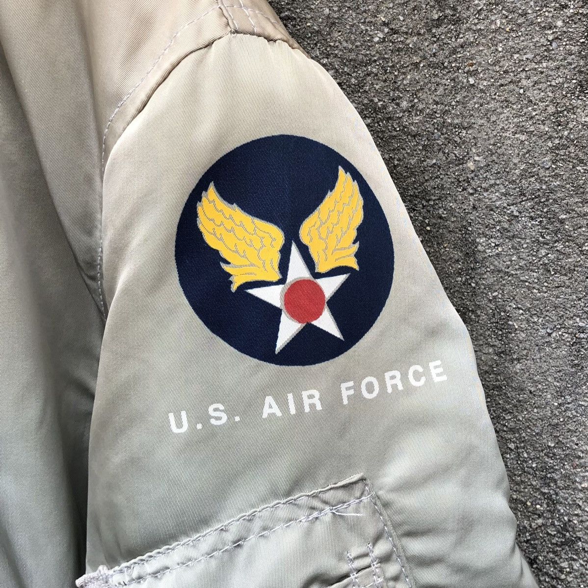 Avirex Vintage AVIREX USA Sun Faded Intermediate Ma1 Bomber Jacket Size US M / EU 48-50 / 2 - 6 Thumbnail