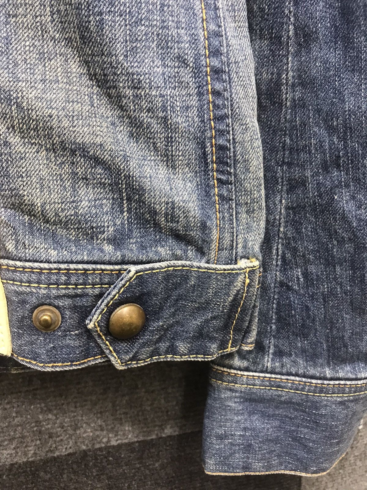 Japanese Brand Archival VelvetBlue Japanese Art Designer Trucker Jacket Size US M / EU 48-50 / 2 - 14 Thumbnail
