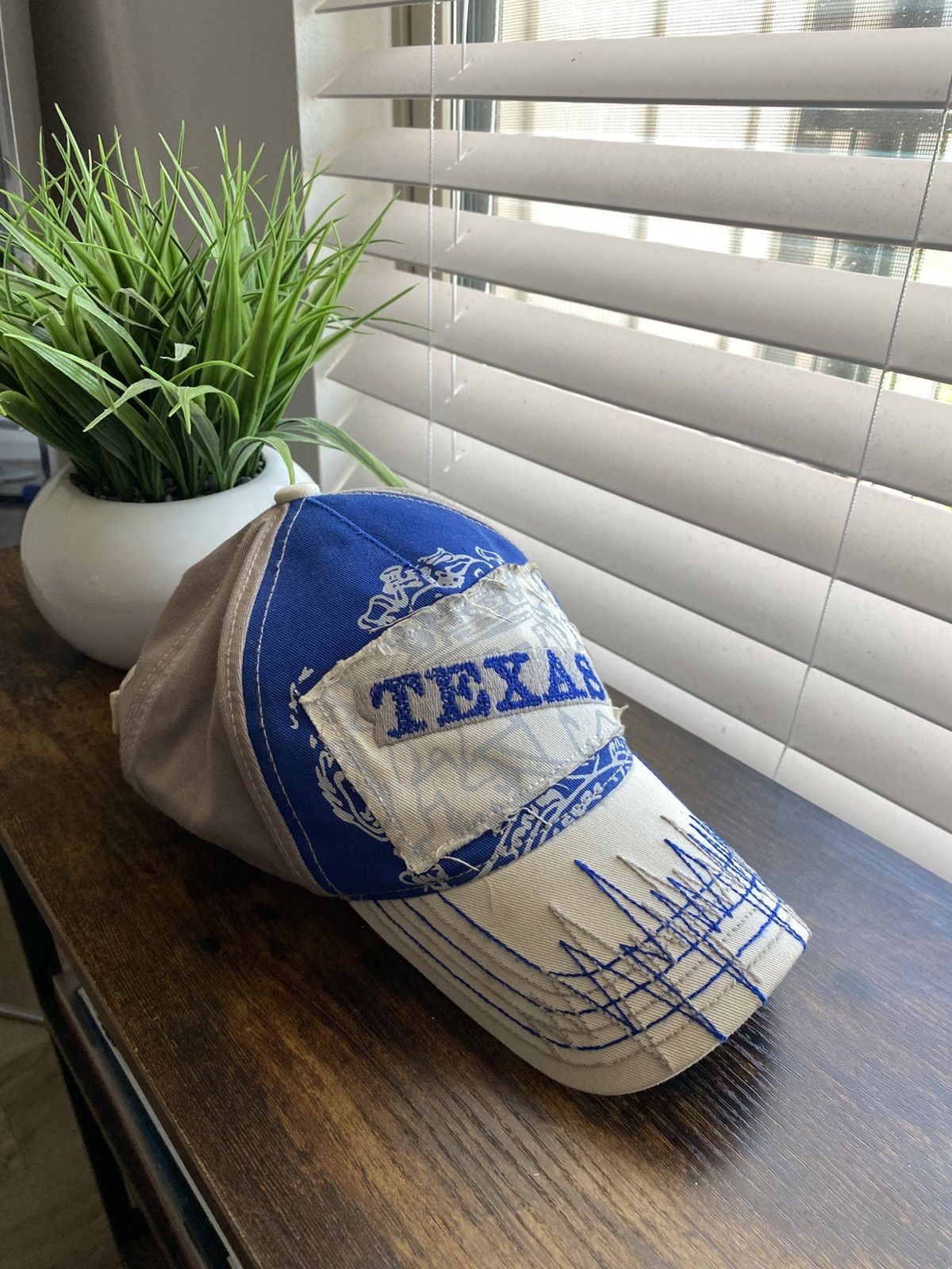 Vintage Y2K Texas Repair Stitch Hat Size ONE SIZE - 2 Thumbnail