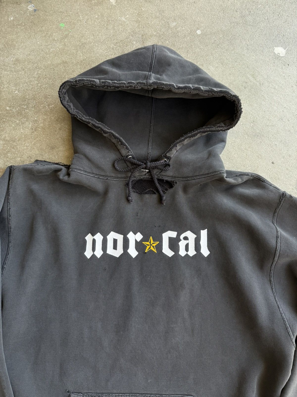 Shorty's Skateboards 90s Thrashed NorCal Star Skate Hoodie Size US L / EU 52-54 / 3 - 4 Thumbnail