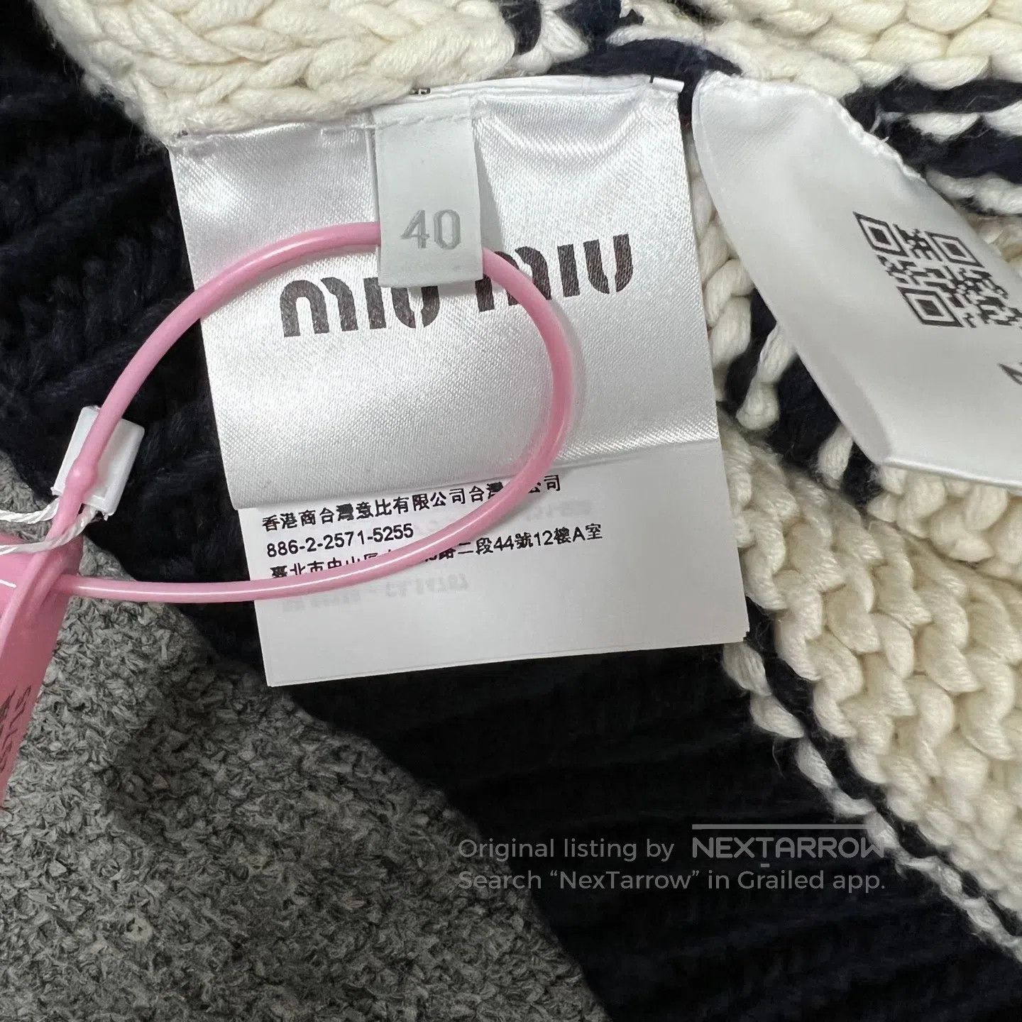 Miu Miu miu miu size 40 Black and white stripes; knitted sweater| Size L / US 10 / IT 46 - 8 Thumbnail