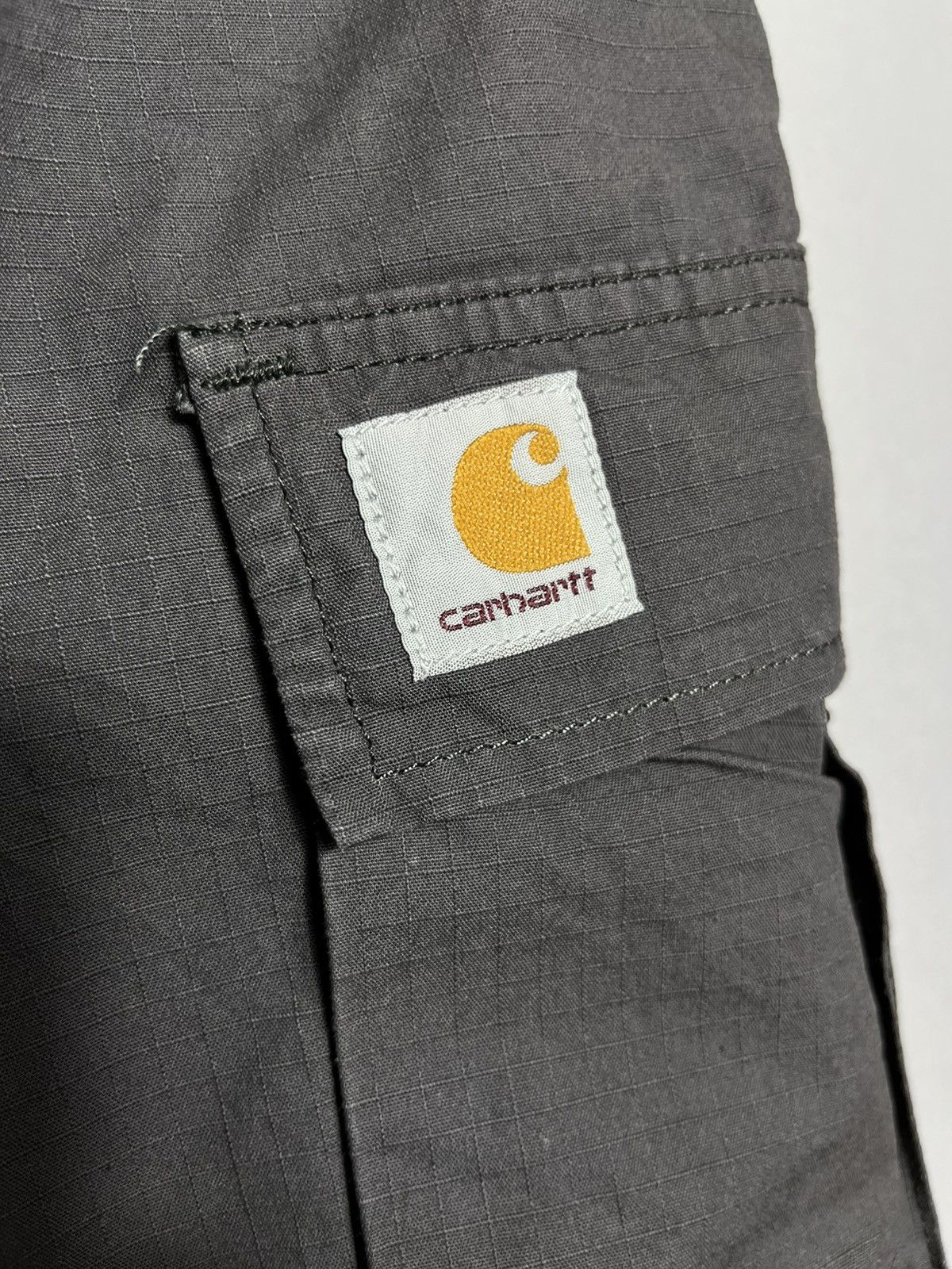 Carhartt Carhartt cargo pants grey casual mens Size US 33 - 6 Thumbnail