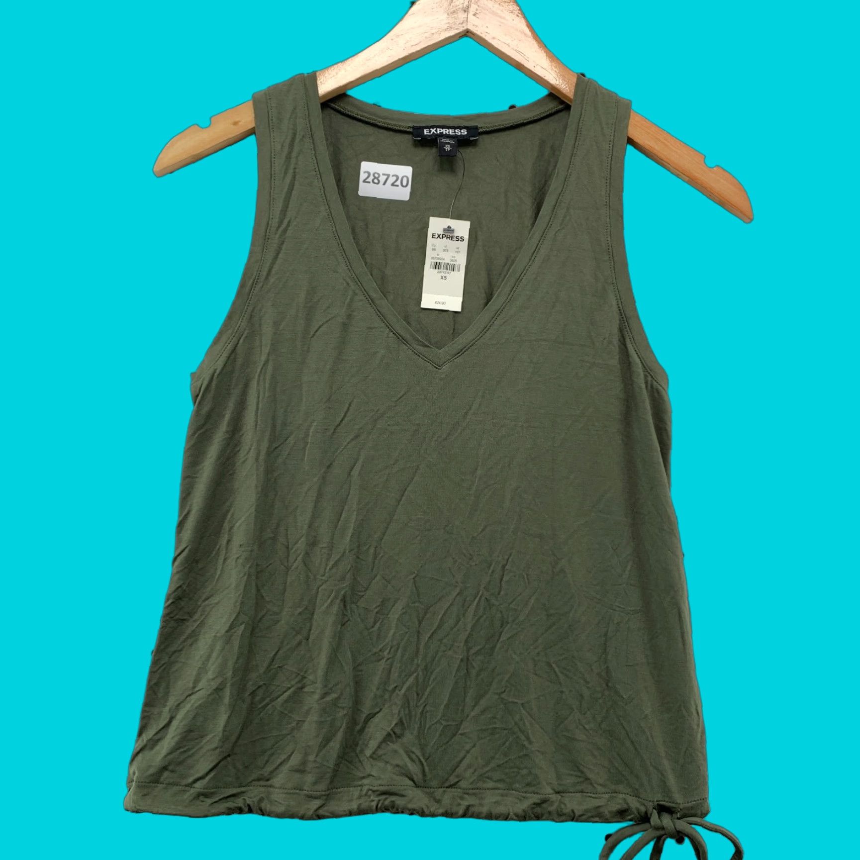 Express VINTAGE Express Blouse Womens V-Neck Sleeveless XS Green Solid Basic NWT Size XS / US 0-2 / IT 36-38 - 1 Thumbnail