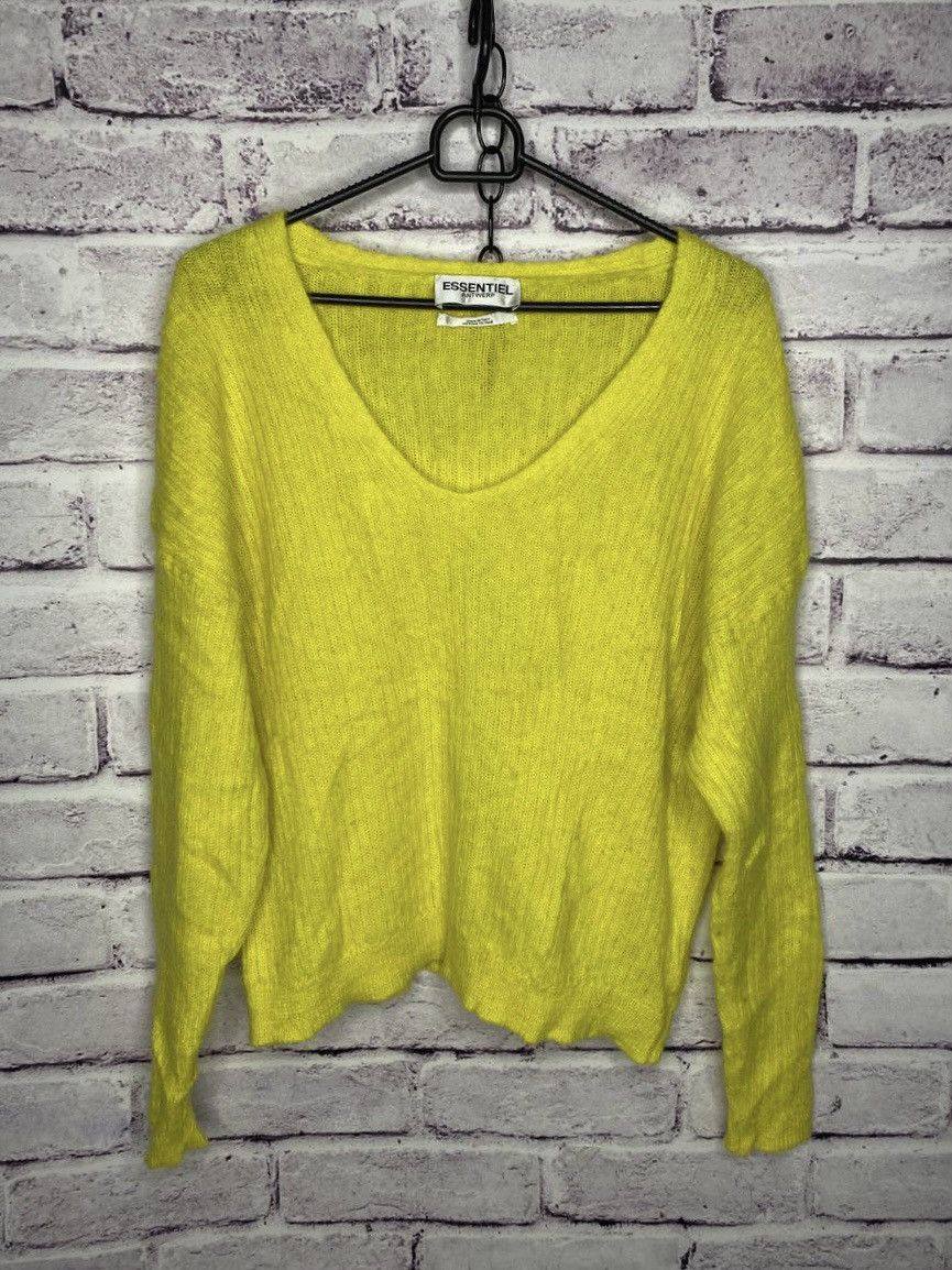 Essentiel Antwerp Womens Essentiel Antwerp sweater luxury old money Size M / US 6-8 / IT 42-44 - 1 Thumbnail