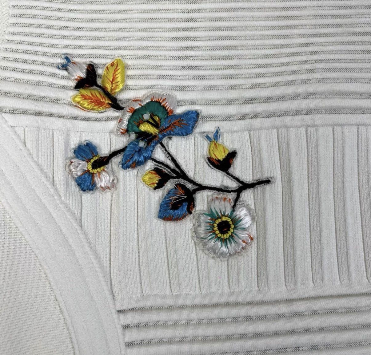 Dior Dior Chest Embroidered Sleeveless Knit Dress K12 Size XS / US 0-2 / IT 36-38 - 4 Thumbnail