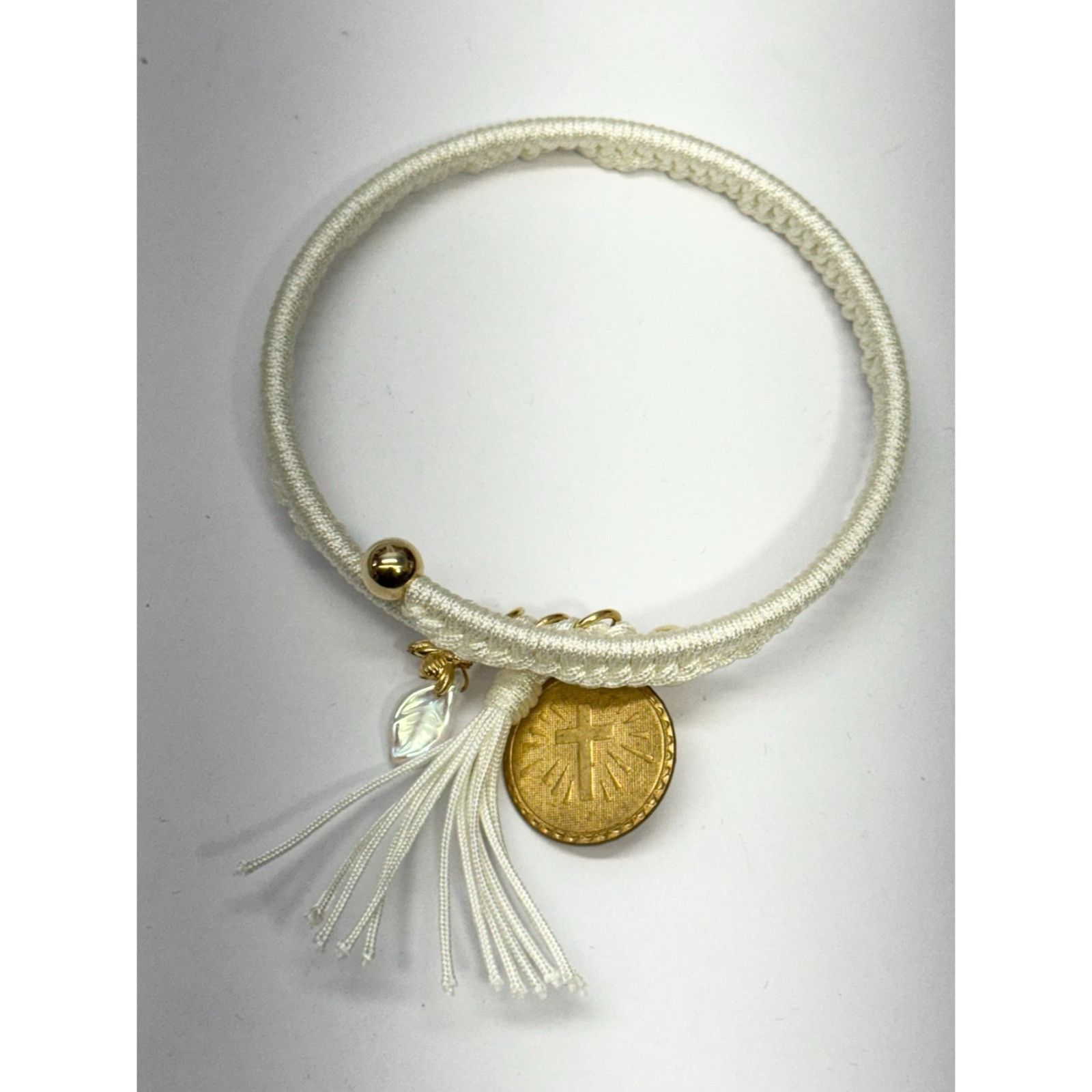 Vintage Vintage white cross glass leaf charm tassel bracelet bangle Size ONE SIZE - 3 Thumbnail