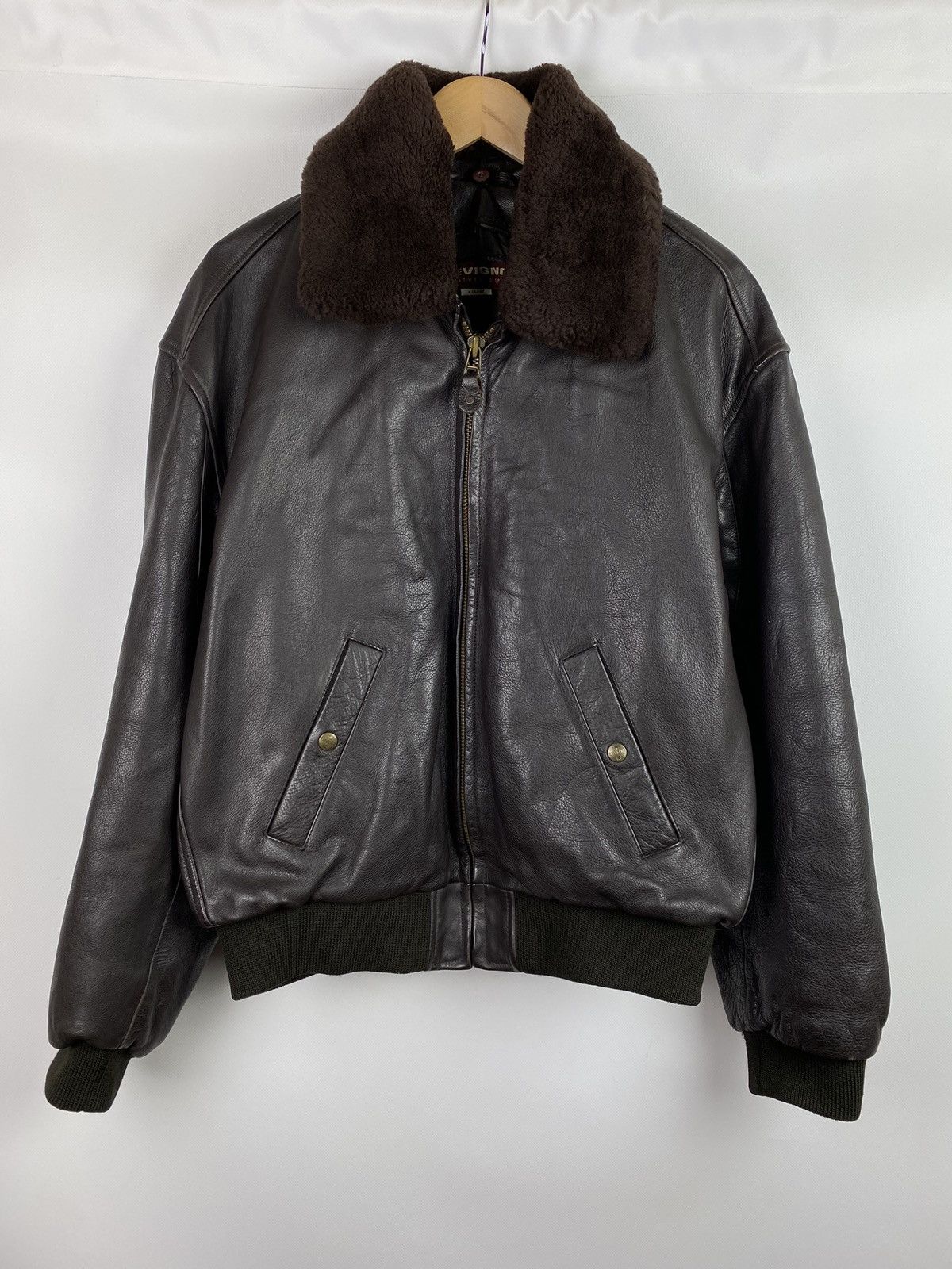 image of Chevignon Vintage Men’S Leather Aviator Bomber Jacket in Brown, Men's (Size XL)