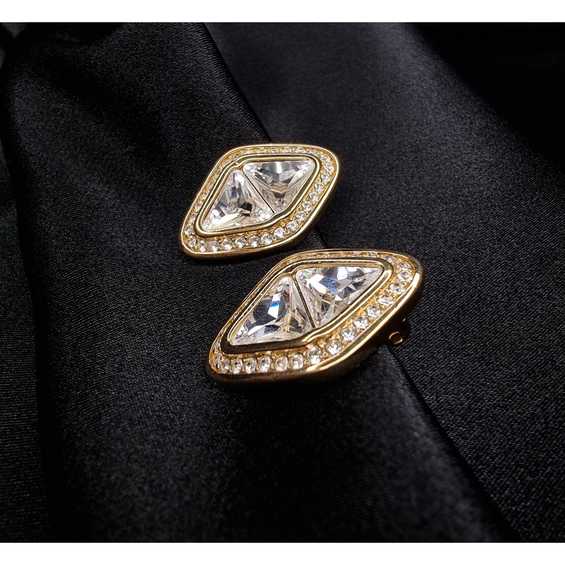 Swarovski Vintage Swarovski 1980s - 1990s Clip-On Earrings With Clear Size ONE SIZE - 6 Thumbnail