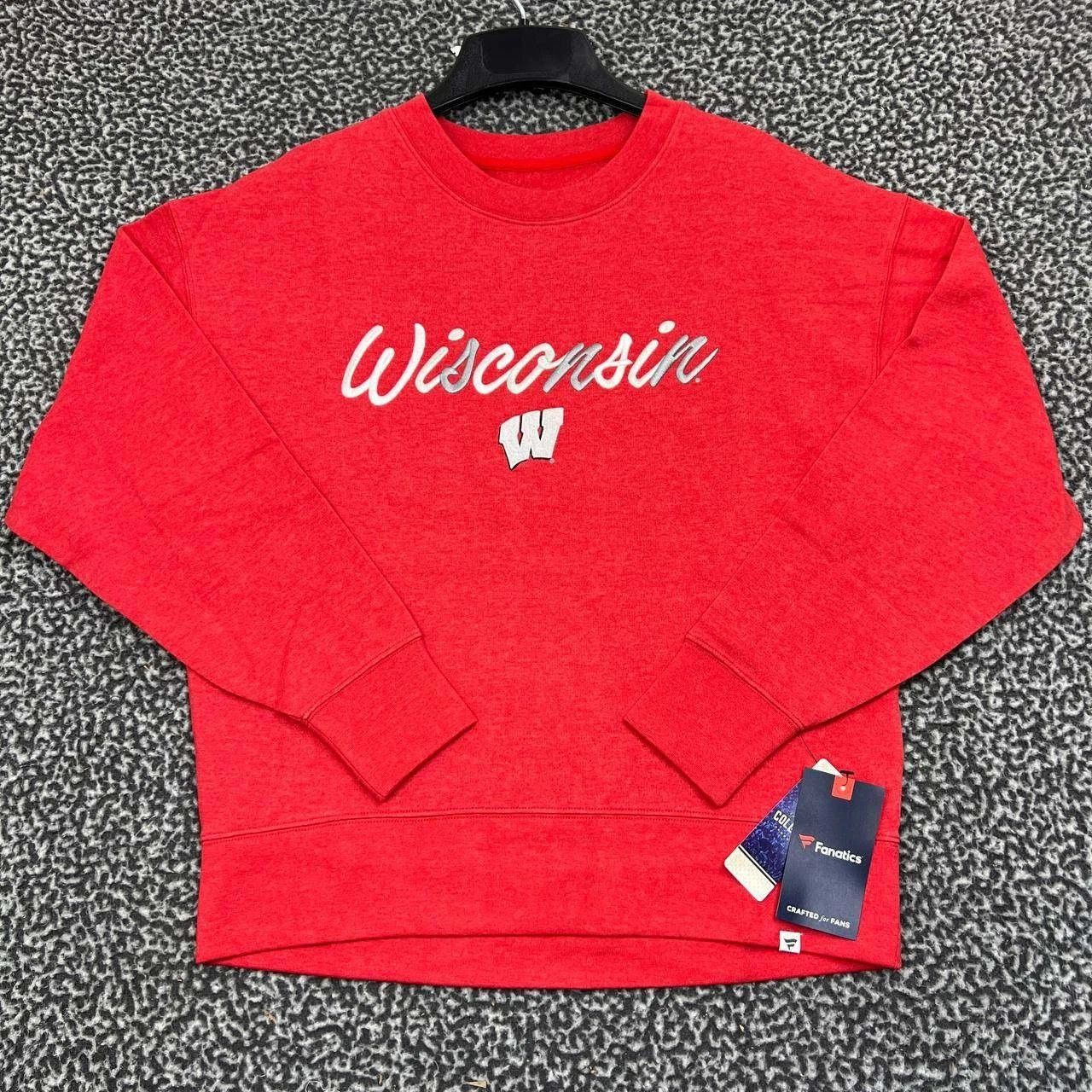 Other Wisconsin Badgers Sweatshirt Women M Pullover Long Sleeve Size M / US 6-8 / IT 42-44 - 1 Thumbnail