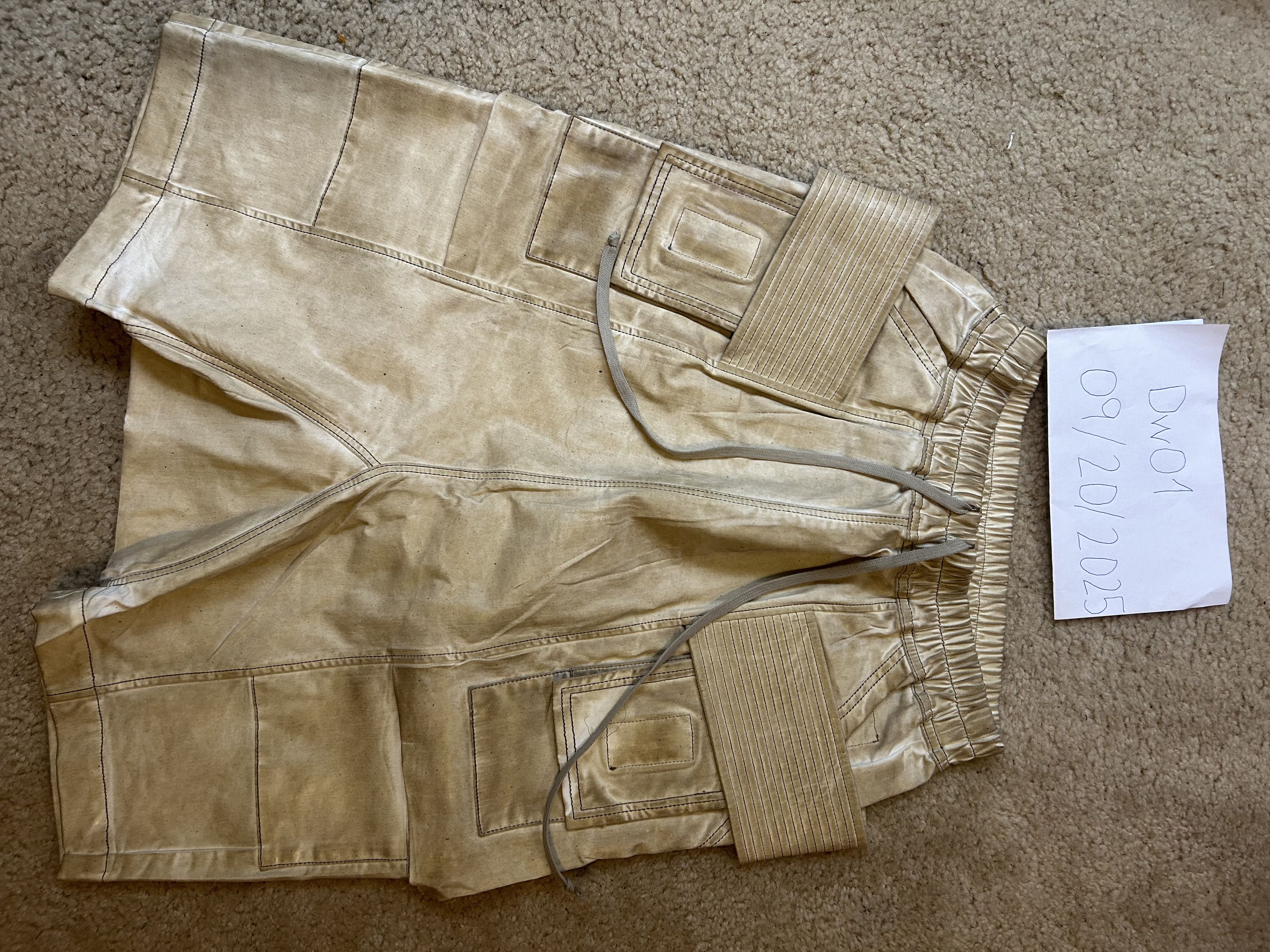 Rick Owens Drkshdw Rick Owen’s Drkshdw Beige Hollywood Creatch Cargo Pods Size US 30 / EU 46 - 1 Thumbnail