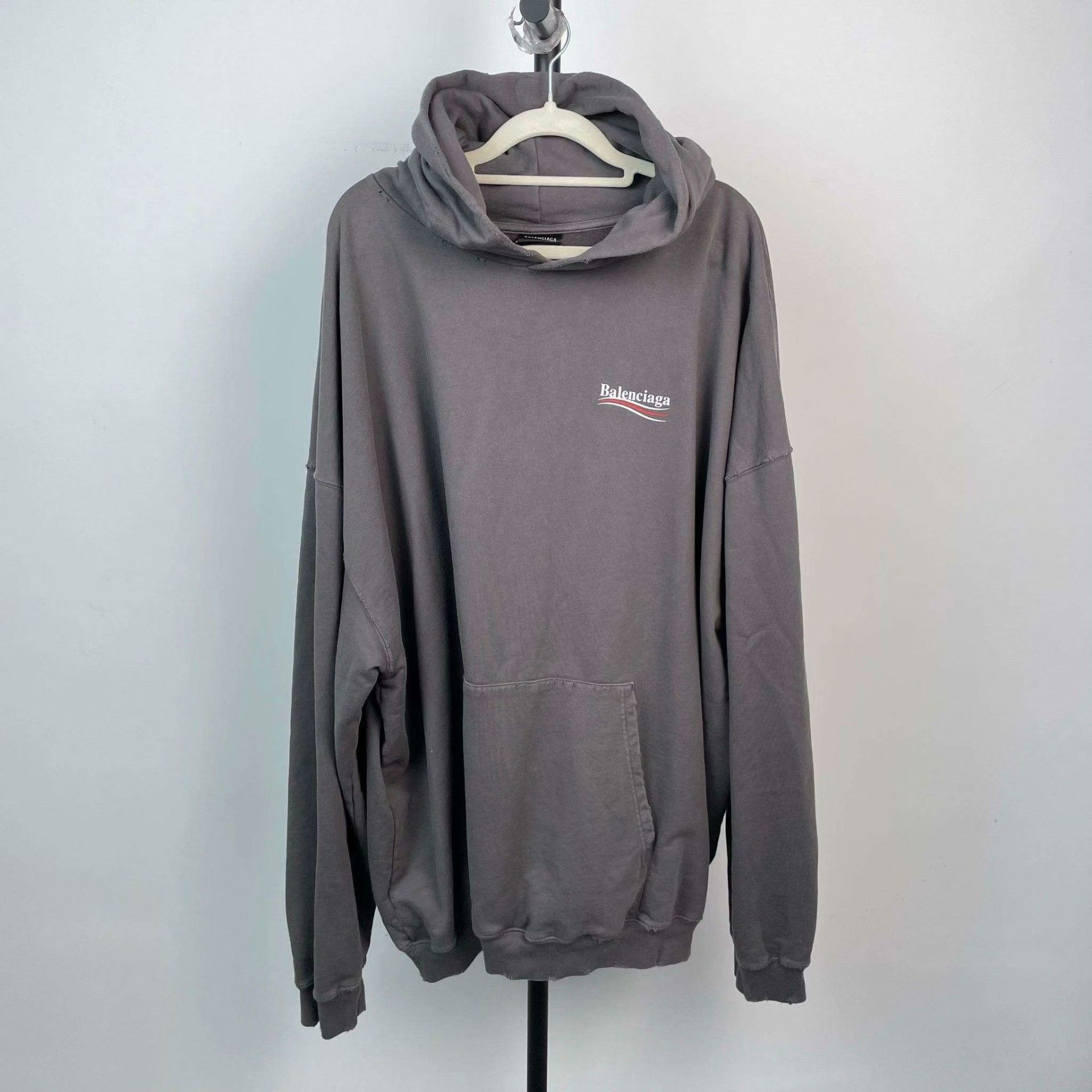 Balenciaga Balenciaga Retro Hoodie XL Men Size US XL / EU 56 / 4 - 1 Thumbnail
