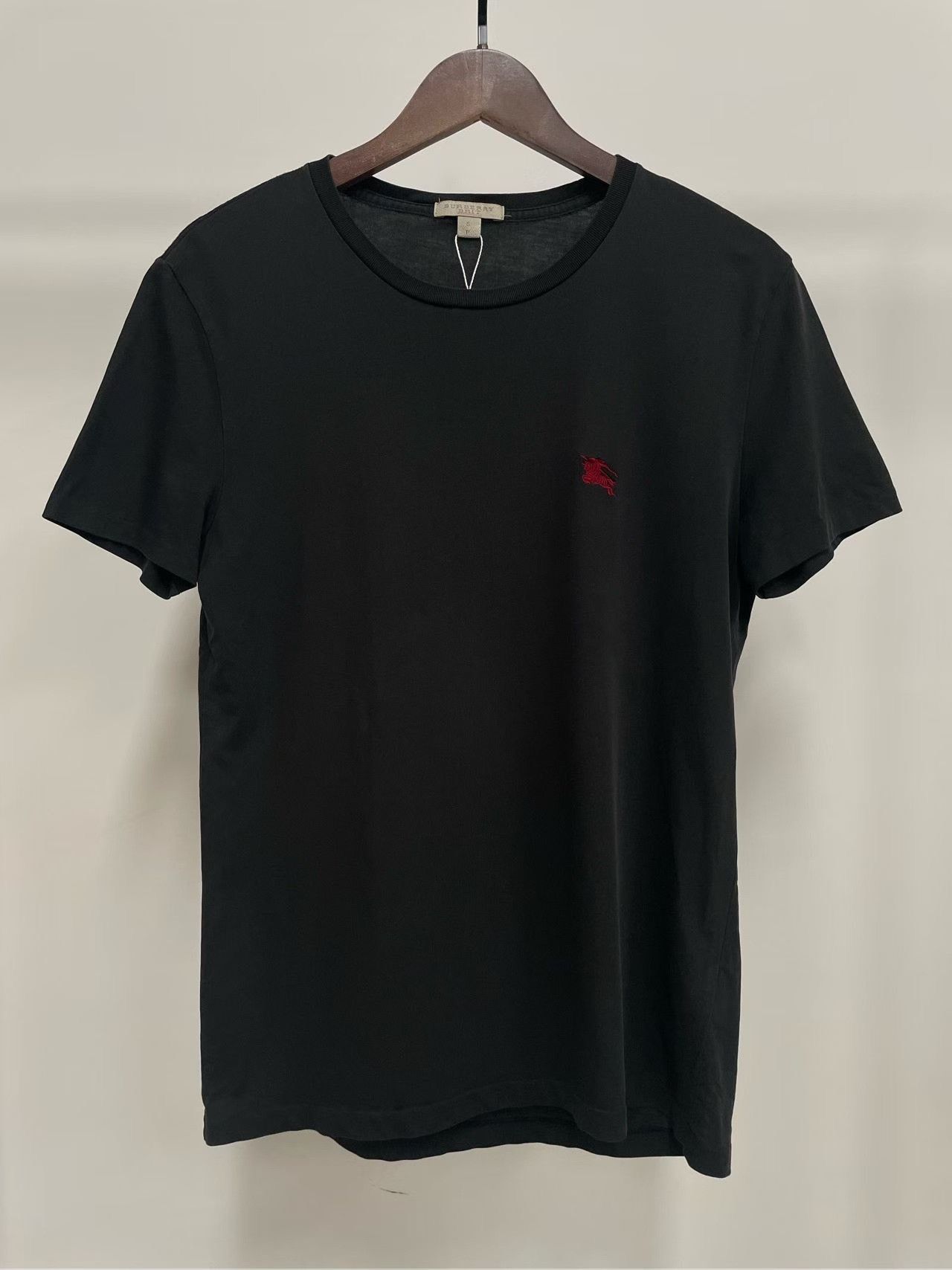 Burberry Burberry Chest Equestrian Embroidered Short Sleeve Size US S / EU 44-46 / 1 - 1 Thumbnail