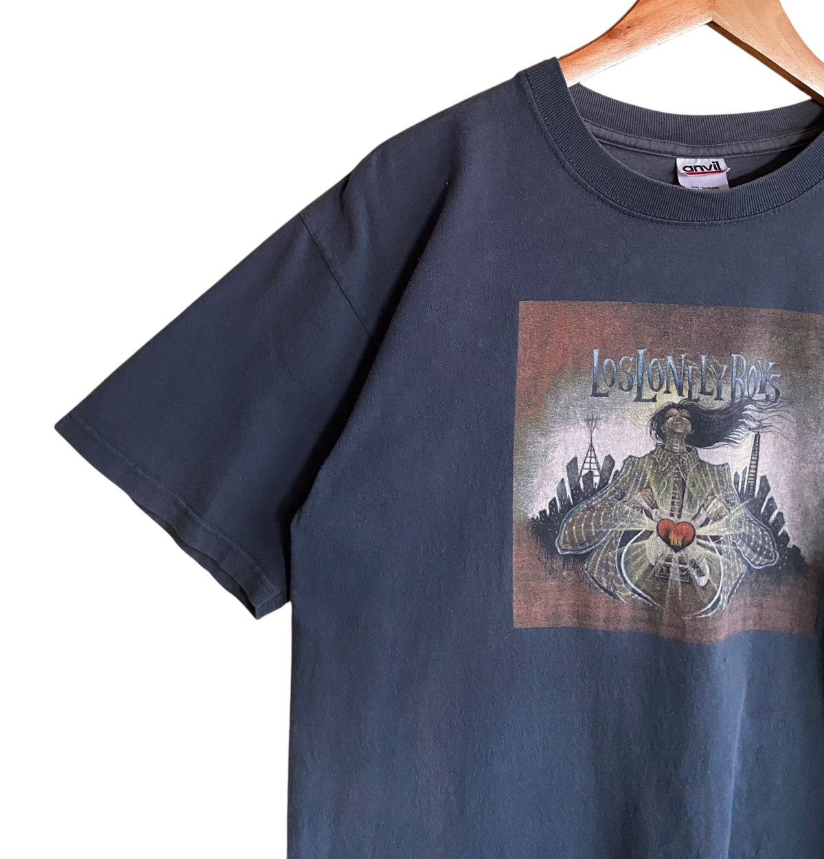Band Tees Vintage Musical Band Los Lonely Boys T-shirt 2005s Size US L / EU 52-54 / 3 - 3 Thumbnail