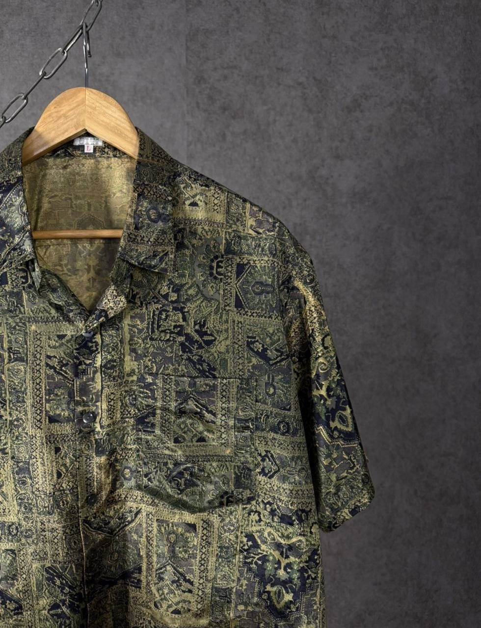 Vintage Thai Silk crazy Hawaiian shirt Size US L / EU 52-54 / 3 - 2 Thumbnail