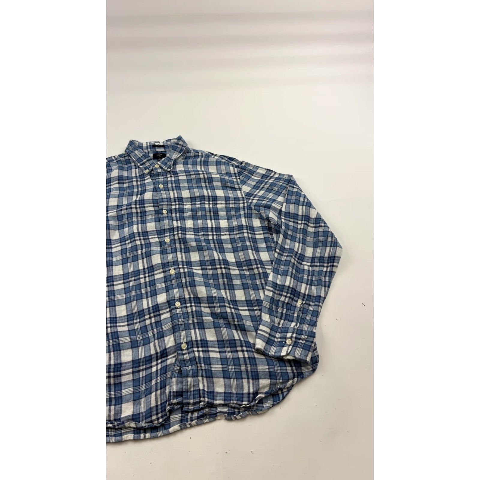 J.Crew VINTAGE? No. J.Crew Shirt Mens XL Blue Plaid Linen Slim Fit Button-Down Long Sleeve F0850 Size US XL / EU 56 / 4 - 2 Thumbnail