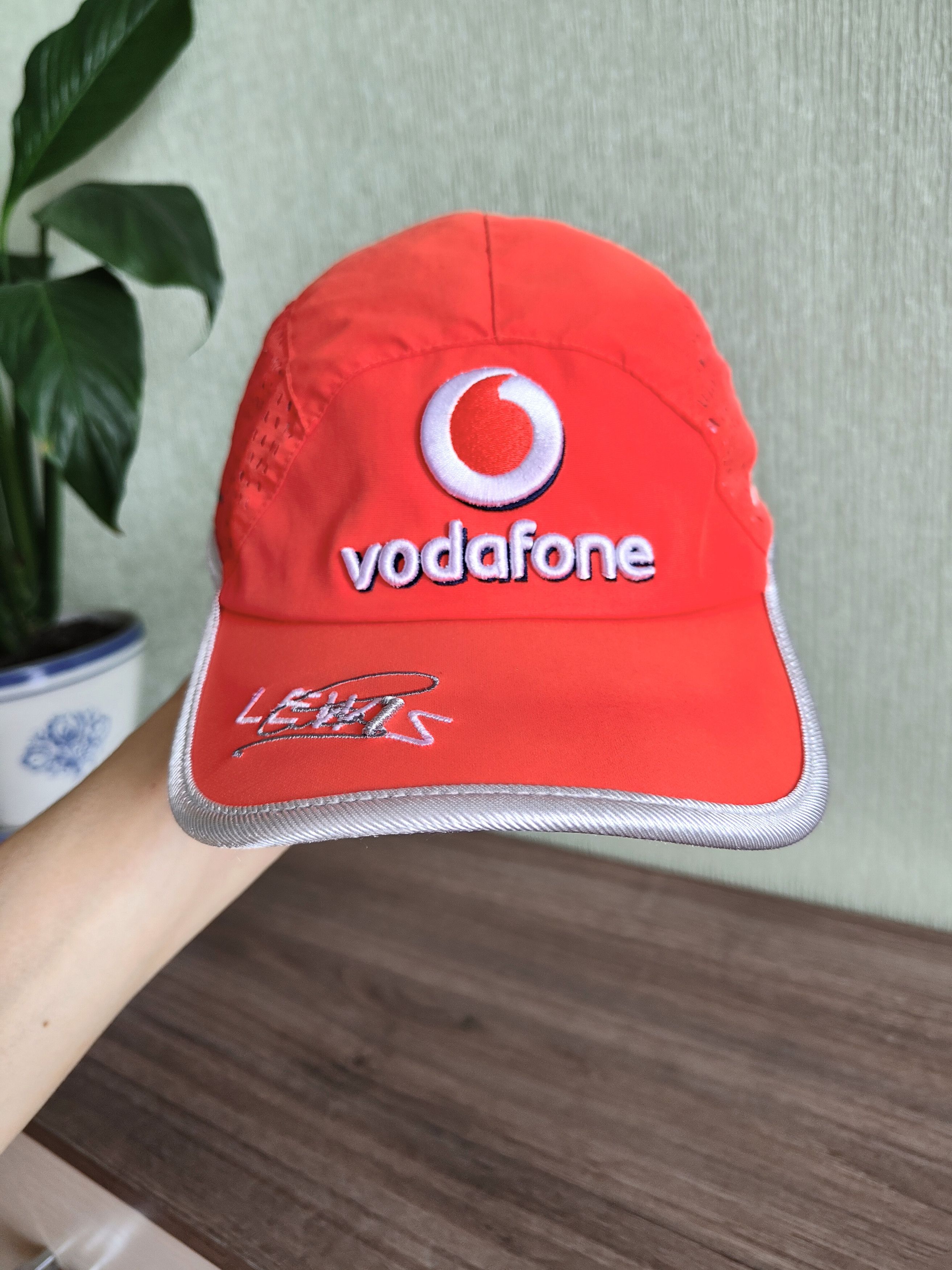 Formula 1 Vintage Vodafone Mclaren Mercedes Lewis Hamilton F1 cap Size ONE SIZE - 3 Thumbnail