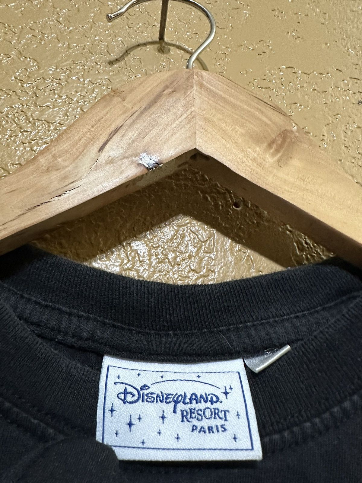 Vintage GRAIL Vintage 90s Disneyland Paris Mickey T Shirt Size US S / EU 44-46 / 1 - 5 Thumbnail