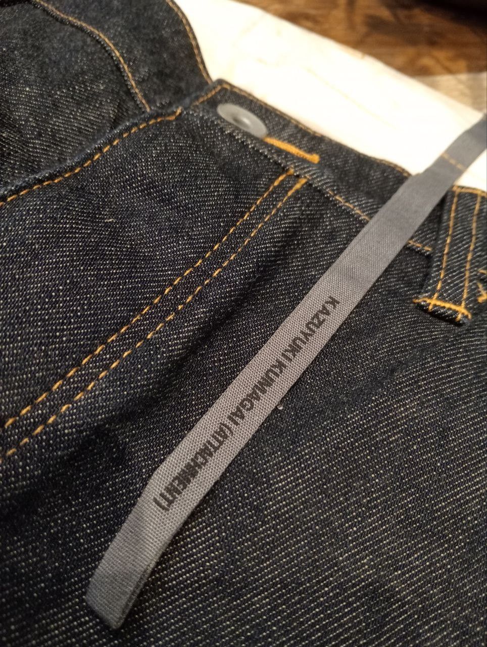 Kazuyuki Kumagai Attachment KAZUYUKI KUMAGAI ATTACHMENT JAPAN INDIGO CURVE JEANS Size US 32 / EU 48 - 6 Thumbnail