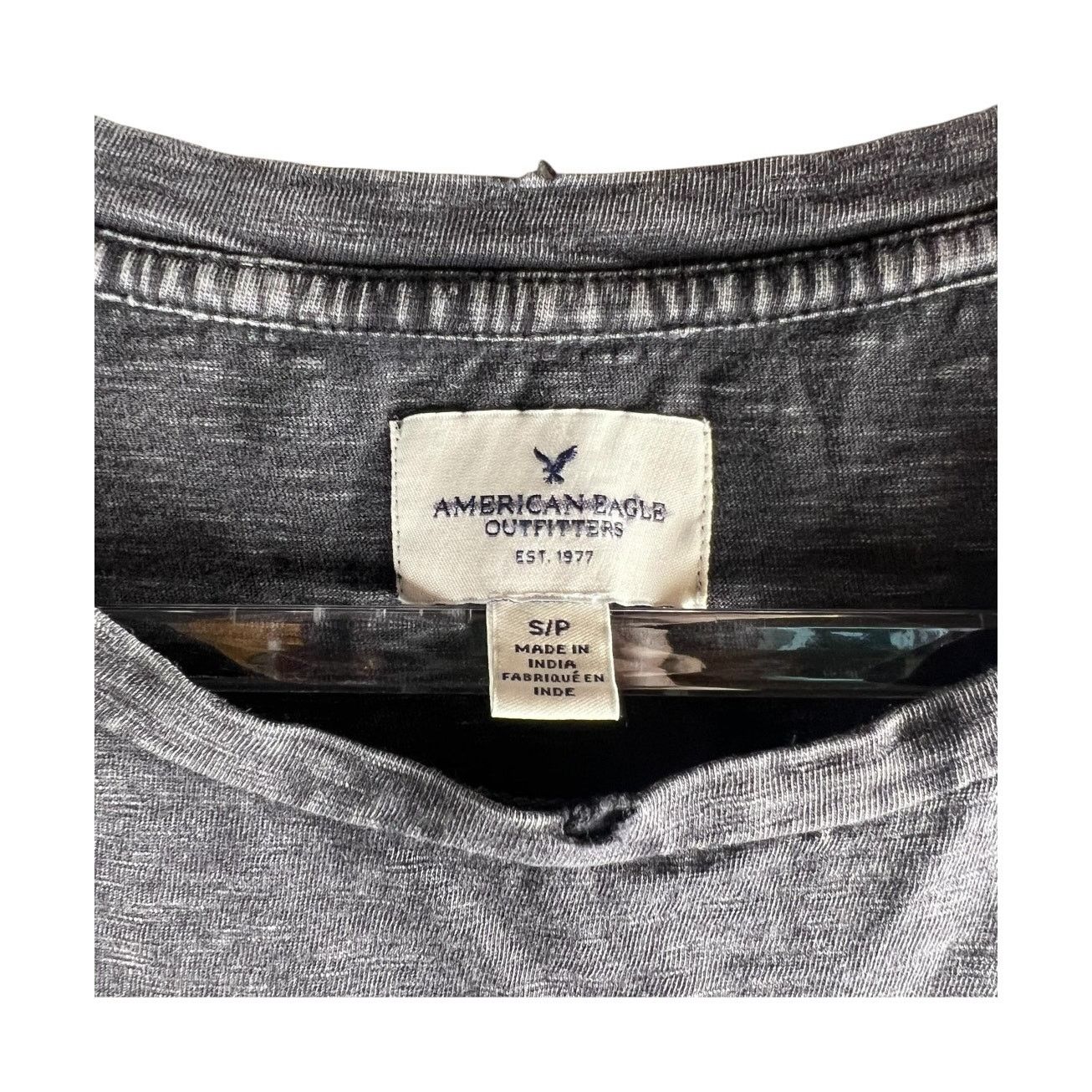 American Eagle Outfitters American Eagle Outfitters Black Distressed Pocket Tee Size S Size S / US 4 / IT 40 - 3 Thumbnail