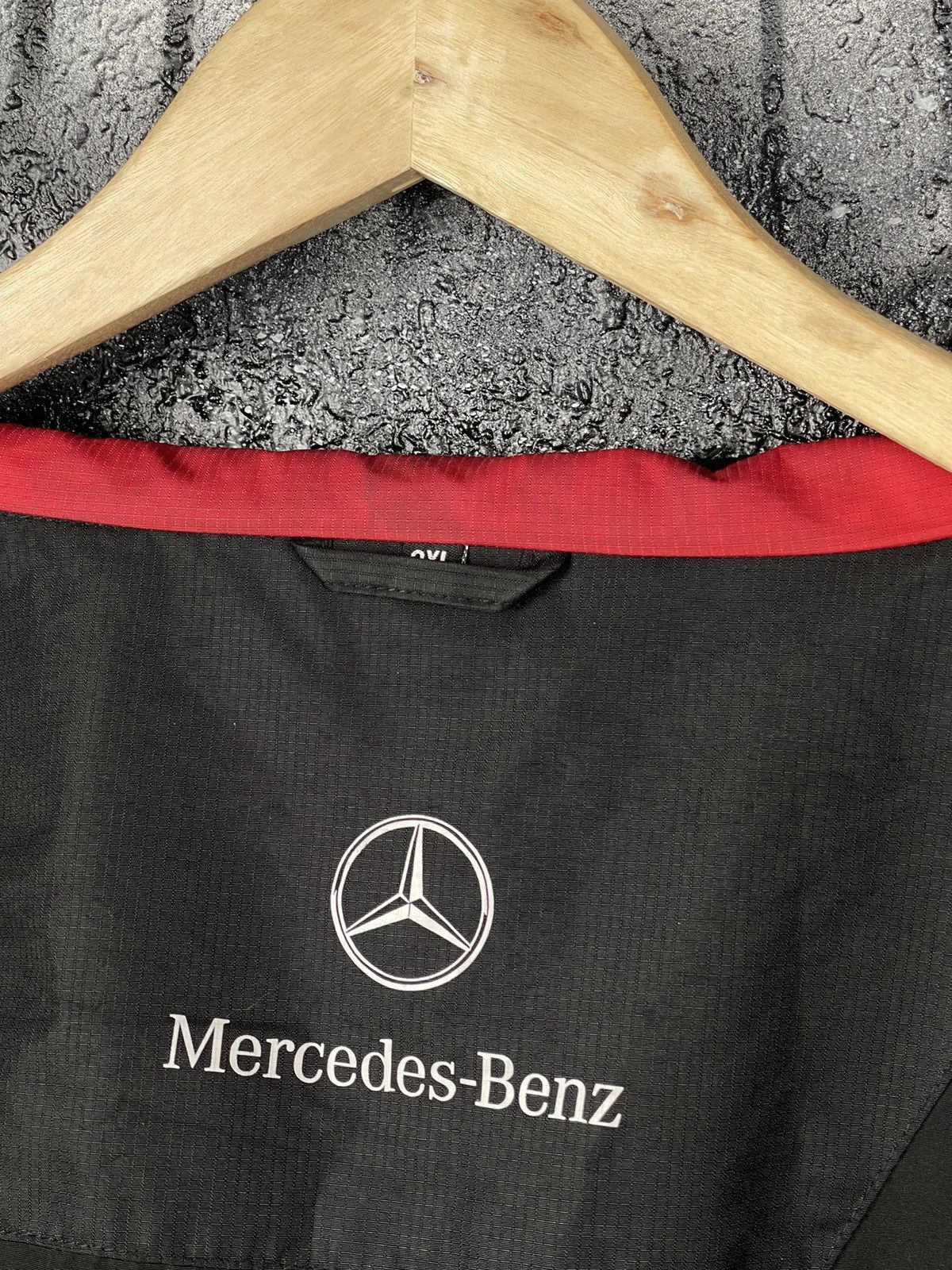 Mercedes-Benz Mercedes-Benz ProfiTraining Racing Team Jacket Size 2XL Size US XXL / EU 58 / 5 - 10 Thumbnail