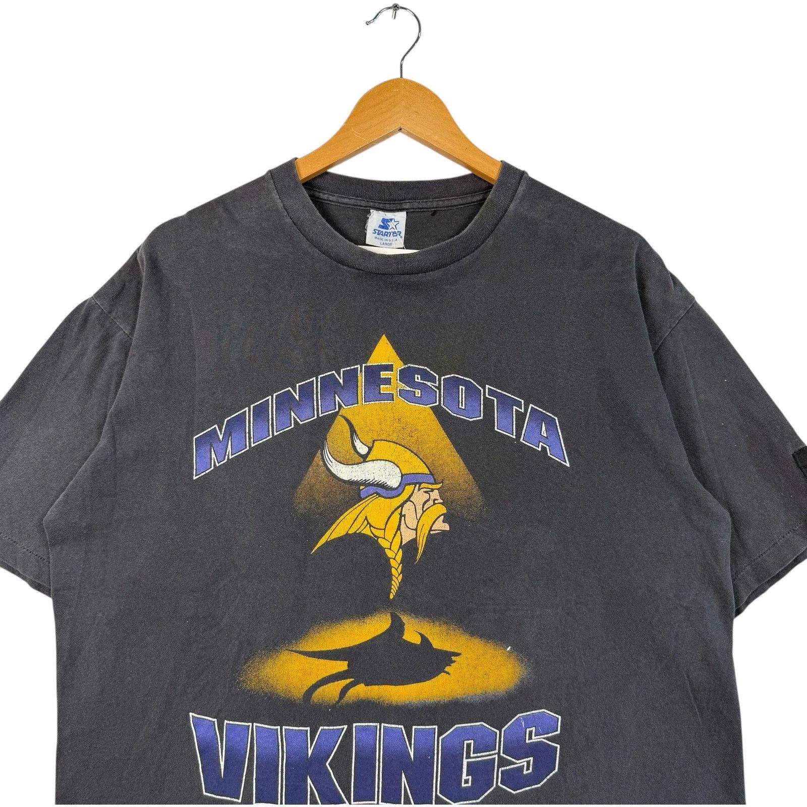 Starter Vintage Starter Minnesota Viking Team Spotlight NFL Tee L Size US L / EU 52-54 / 3 - 2 Thumbnail