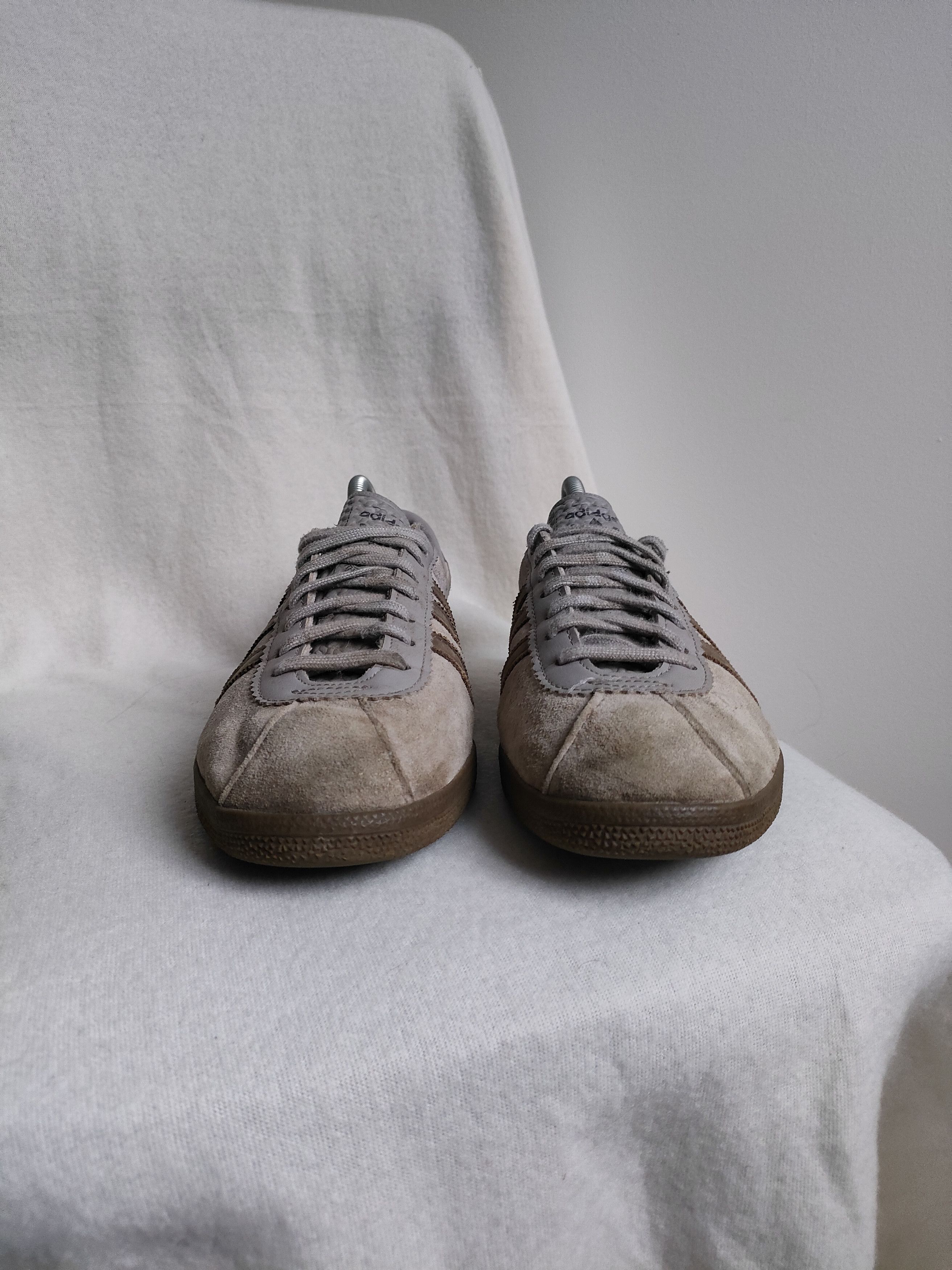 Adidas 2011 adidas London Trainers brown beige grey suede Size US 10.5 / EU 43-44 - 8 Thumbnail