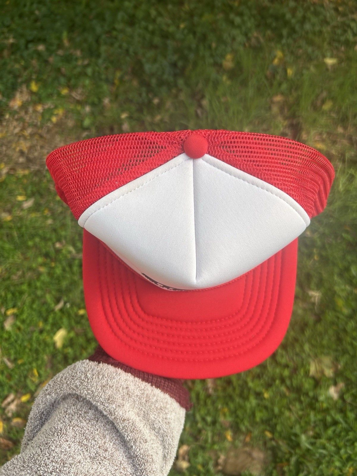 Vintage Vintage trucker hat star truck rentals red white 2 tone snap Size ONE SIZE - 3 Thumbnail