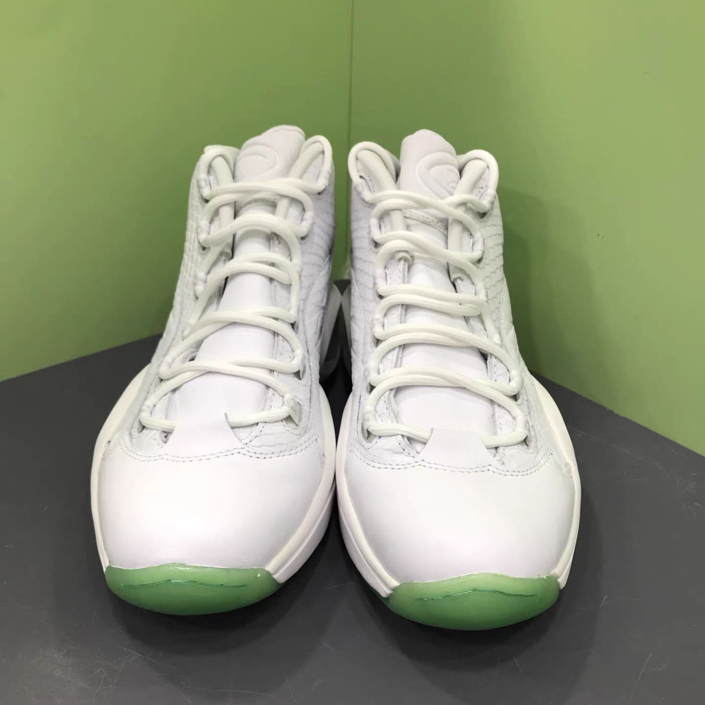 Reebok Reebok Question Basketball Shoes K15 Size US 9.5 / EU 42-43 - 2 Thumbnail