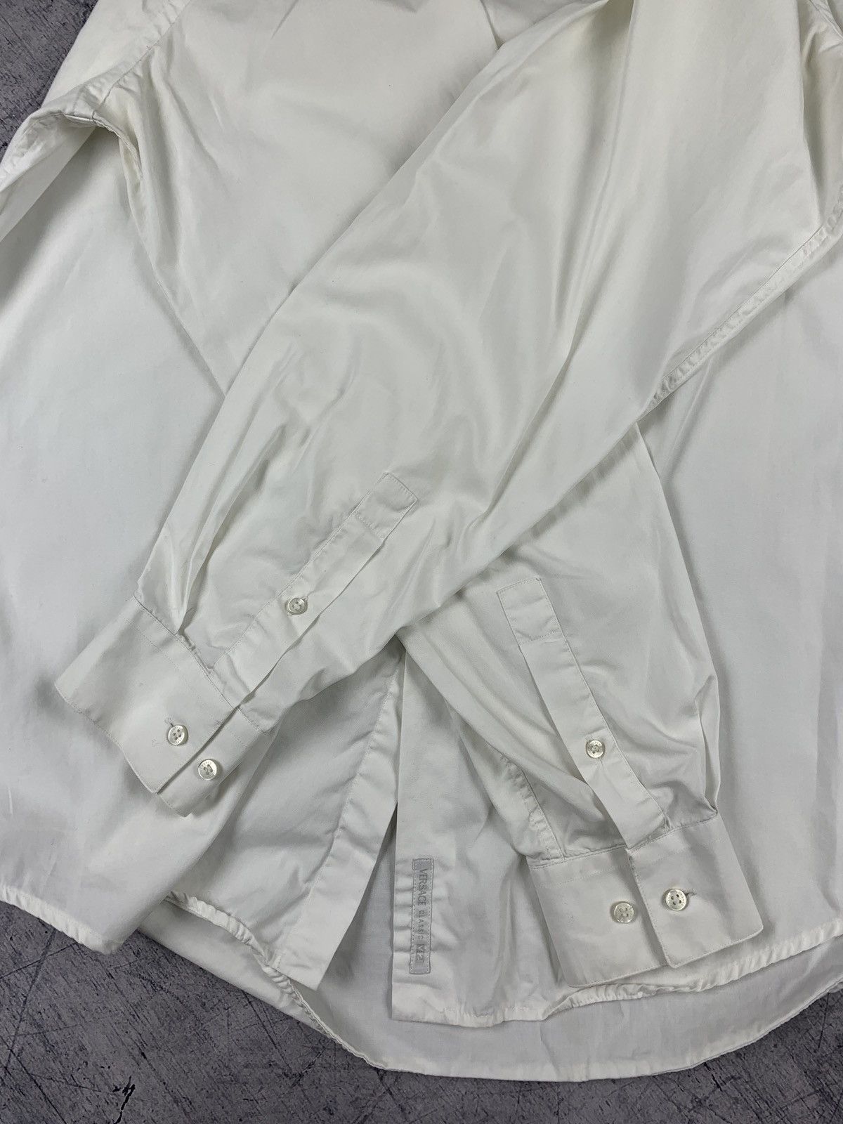 Versace VERSACE CLASSIC V2 FORMAL SHIRT WHITE LONG SLEEVE TOP 90’S Size US XS / EU 42 / 0 - 16 Thumbnail