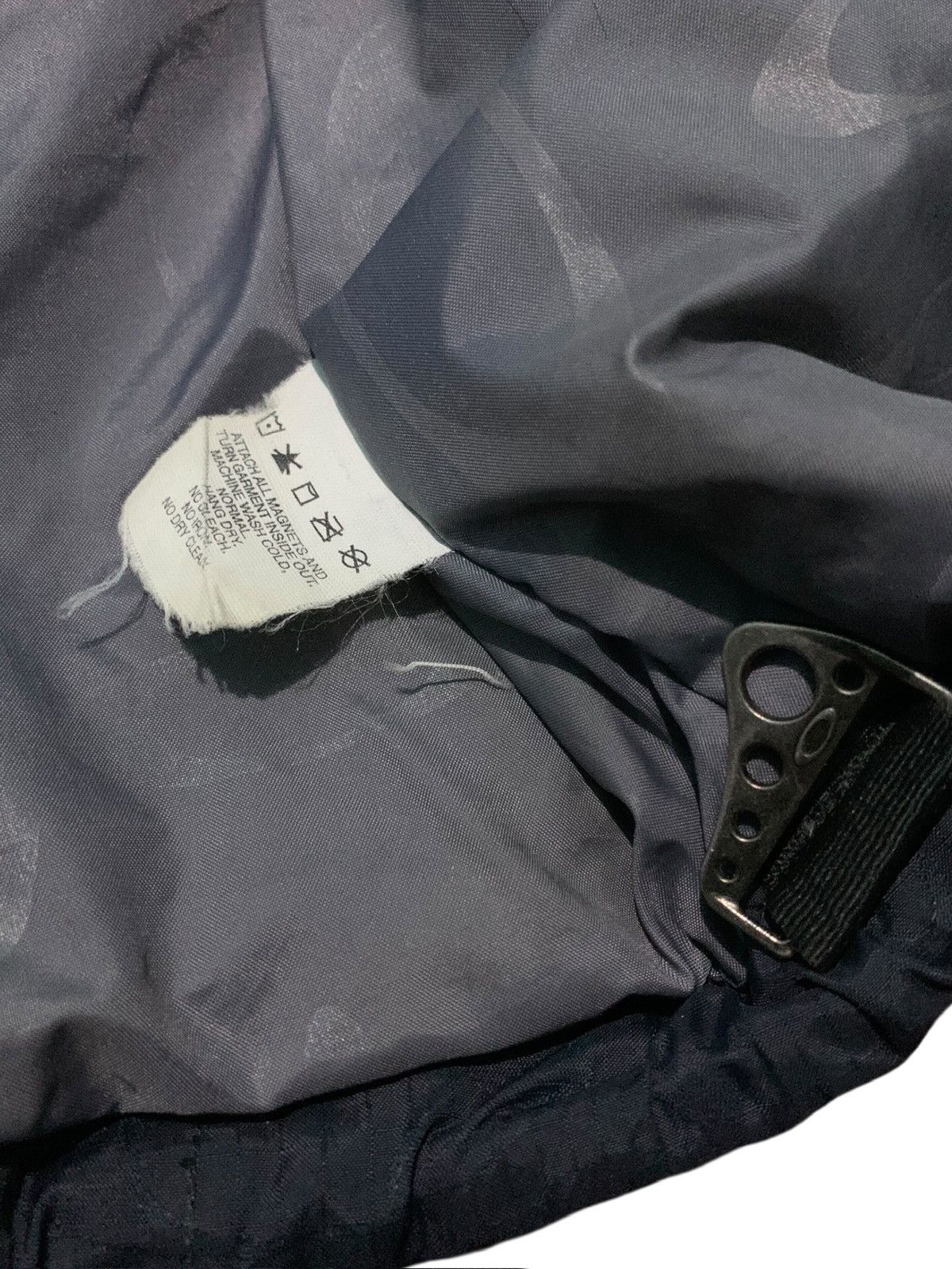 Oakley Oakley Software Nitro Fuel 2 Assymetrical Snowboard Jacket Size US M / EU 48-50 / 2 - 20 Thumbnail