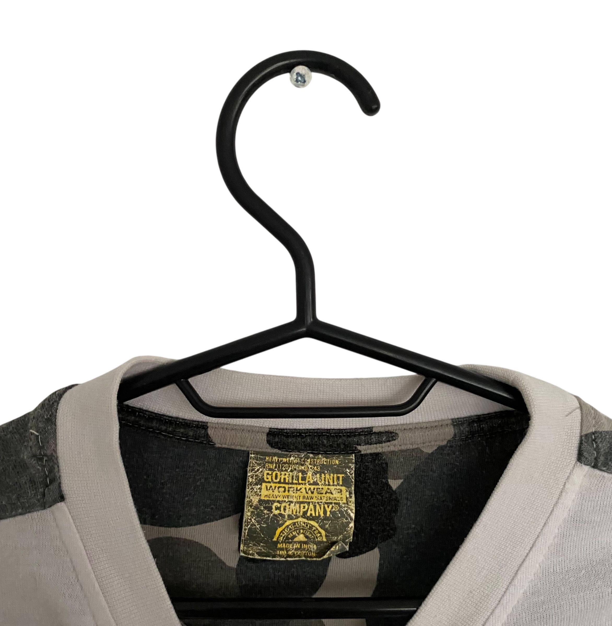 G-Unit × Vintage y2k camo tee Size US L / EU 52-54 / 3 - 4 Thumbnail