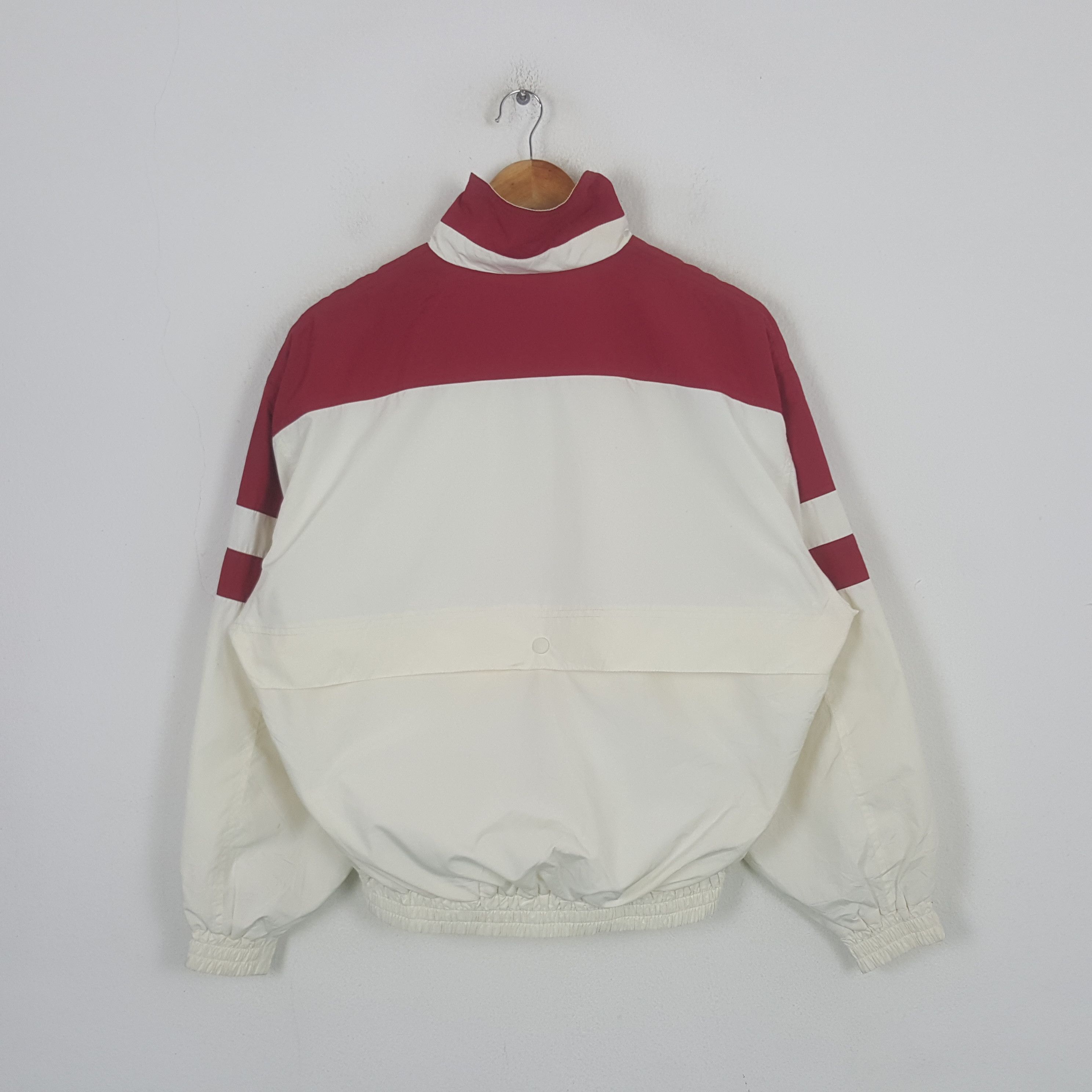 Sergio Tacchini Vintage Sergio Tacchini Tennis Sport Windbreaker Jacket RR27 Size US L / EU 52-54 / 3 - 3 Thumbnail