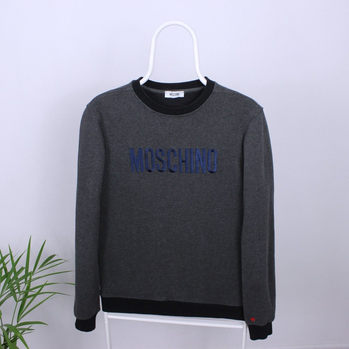 Moschino Vintage Moschino Sweatshirt Size M / US 6-8 / IT 42-44 - 1 Thumbnail