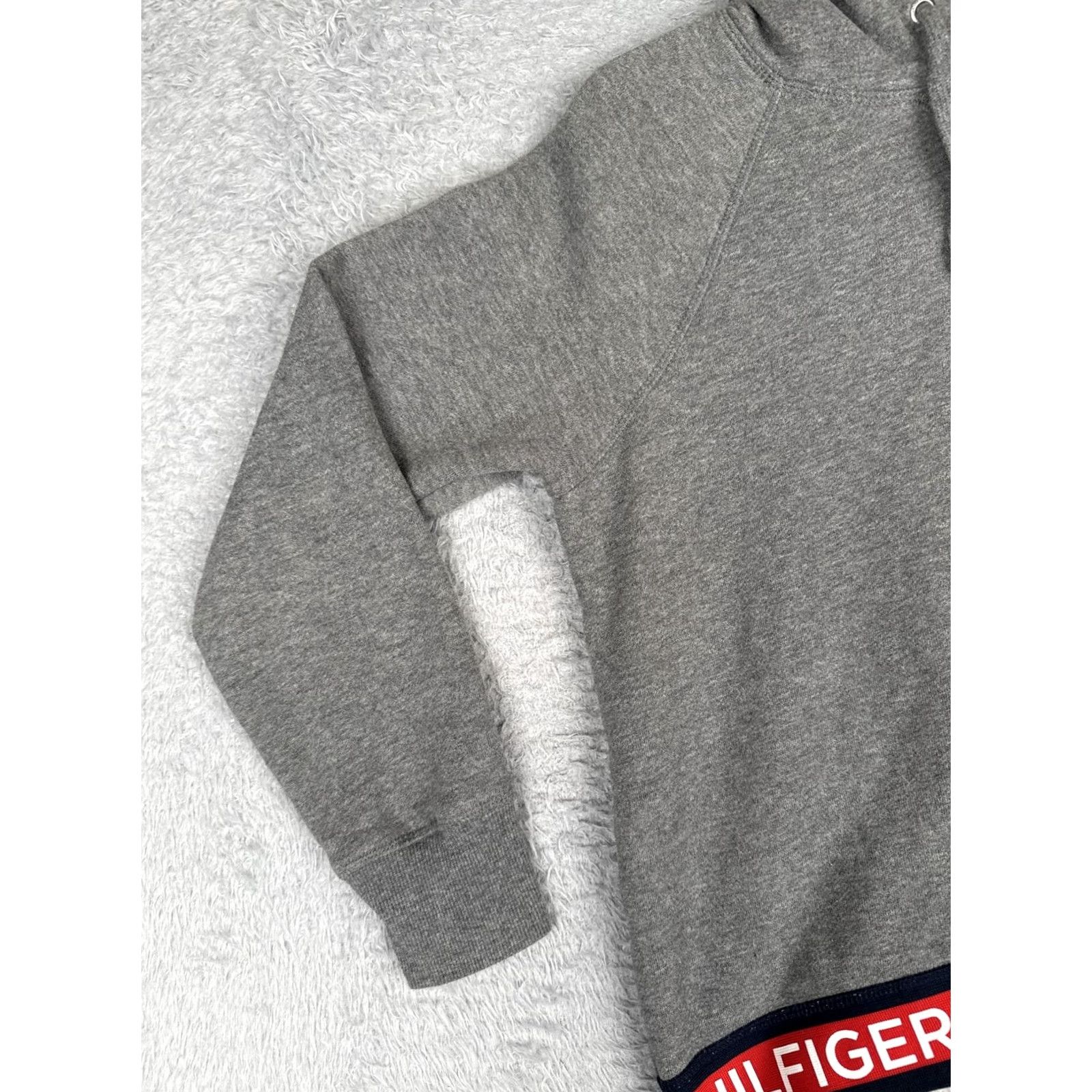 Tommy Hilfiger Tommy Hilfiger Hoodie Mens Small Gray Fleece Pullover Sweatshirt Logo Hem Sport Hoodie Pullover Mens Size US S / EU 44-46 / 1 - 3 Thumbnail
