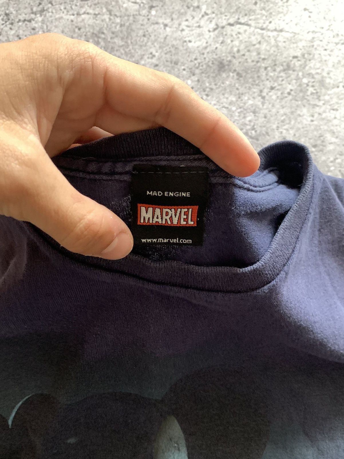 Marvel Comics 🔥VINTAGE MARVEL VENOM HERE LIES EDDIE BROCK 00’s T-SHIRT Size US L / EU 52-54 / 3 - 5 Thumbnail