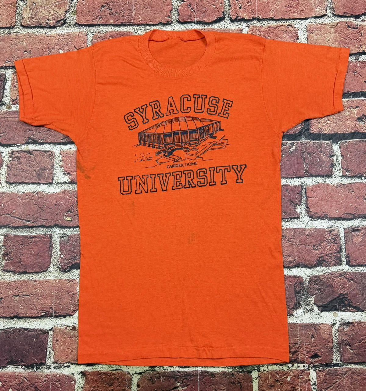 NCAA Vintage Syracuse University Carrier Dome Tee Single Stitch Size US M / EU 48-50 / 2 - 1 Thumbnail