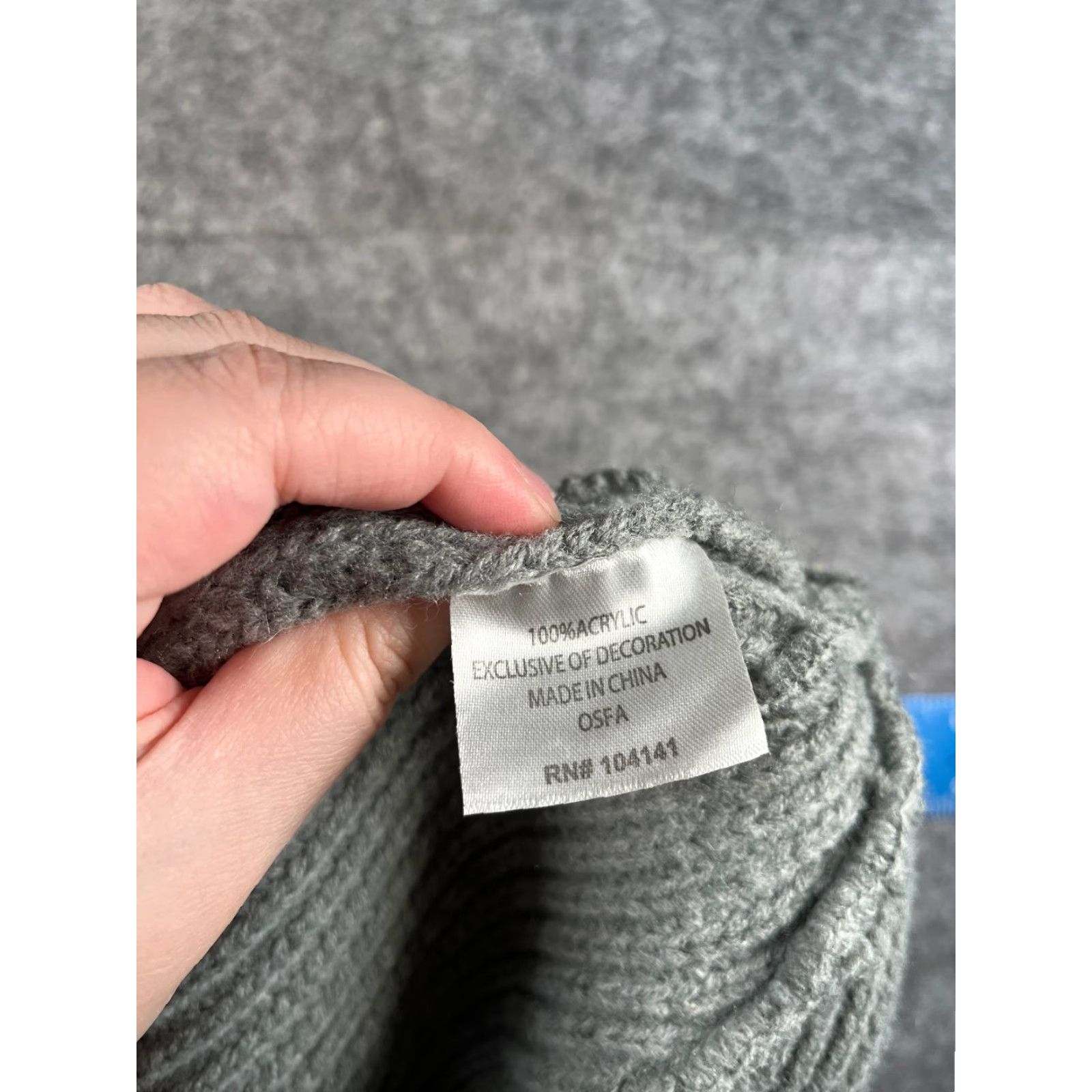 Vintage Dick's Sporting Goods Beanie Adult One Size Gray Knit 100% Acrylic Ski Hat/Cap Unisex Adults Beanie Gray Knit Winter Outdoor Ski Mens Women Size ONE SIZE - 7 Thumbnail