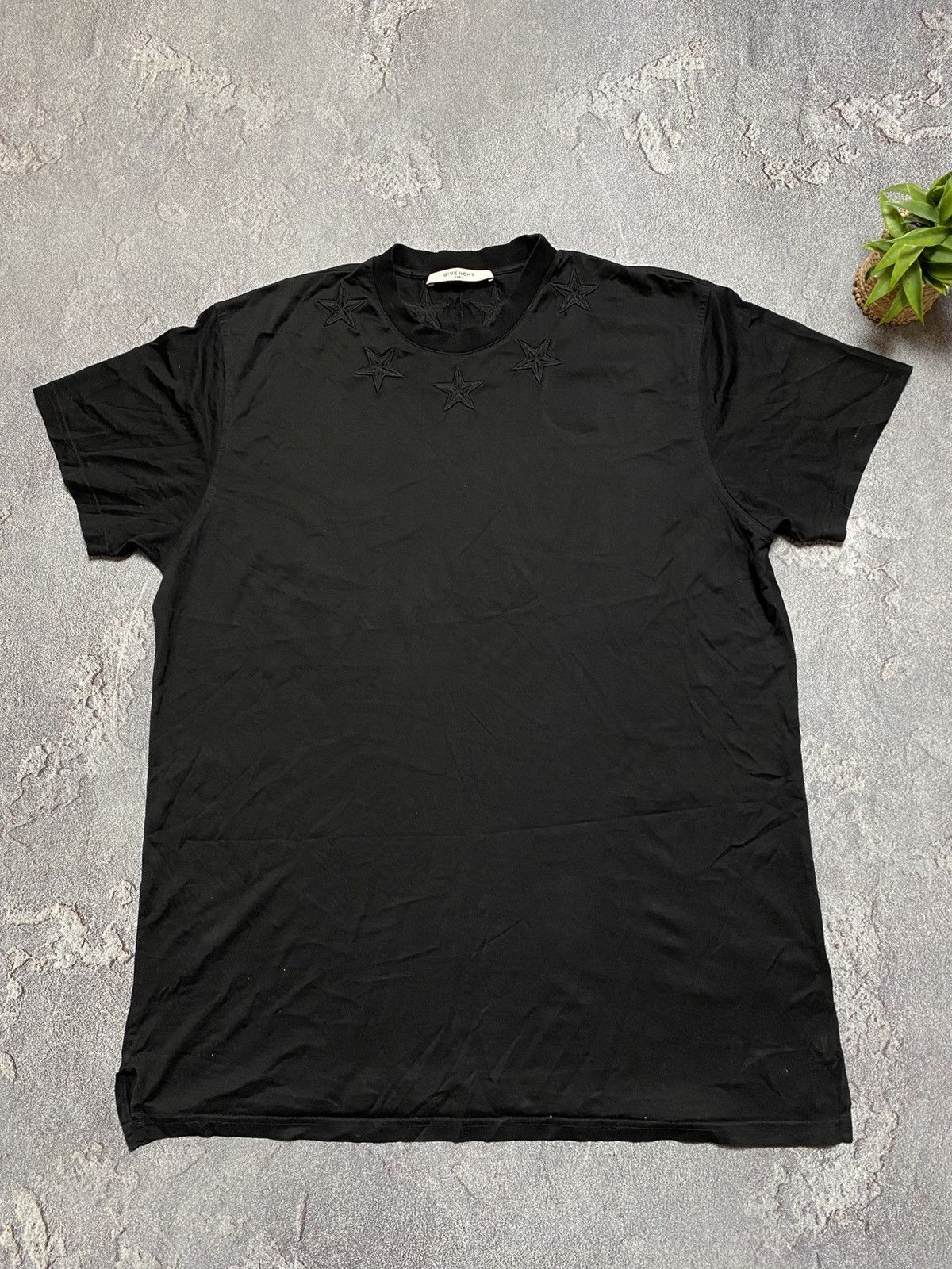 Givenchy Givenchy t shirt mens Size L Size US L / EU 52-54 / 3 - 1 Thumbnail