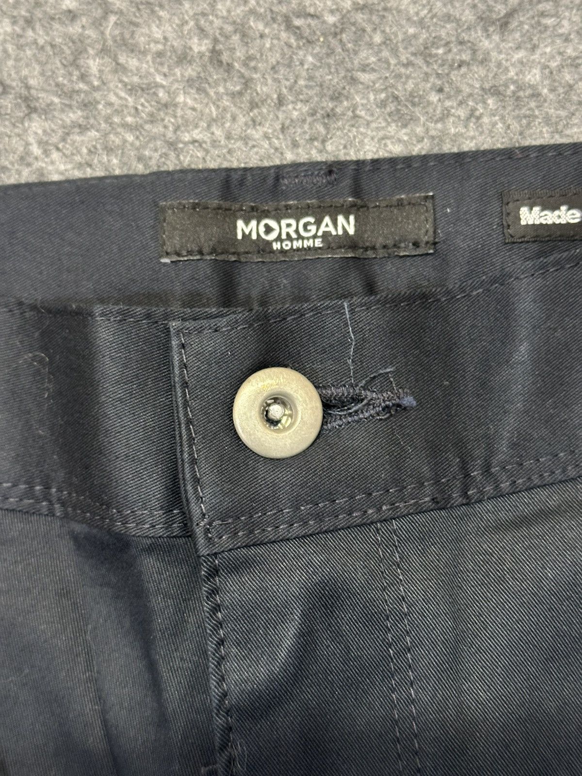 Morgan Homme Morgan Homme men's chinos featuring a classic button. Size US 32 / EU 48 - 10 Thumbnail