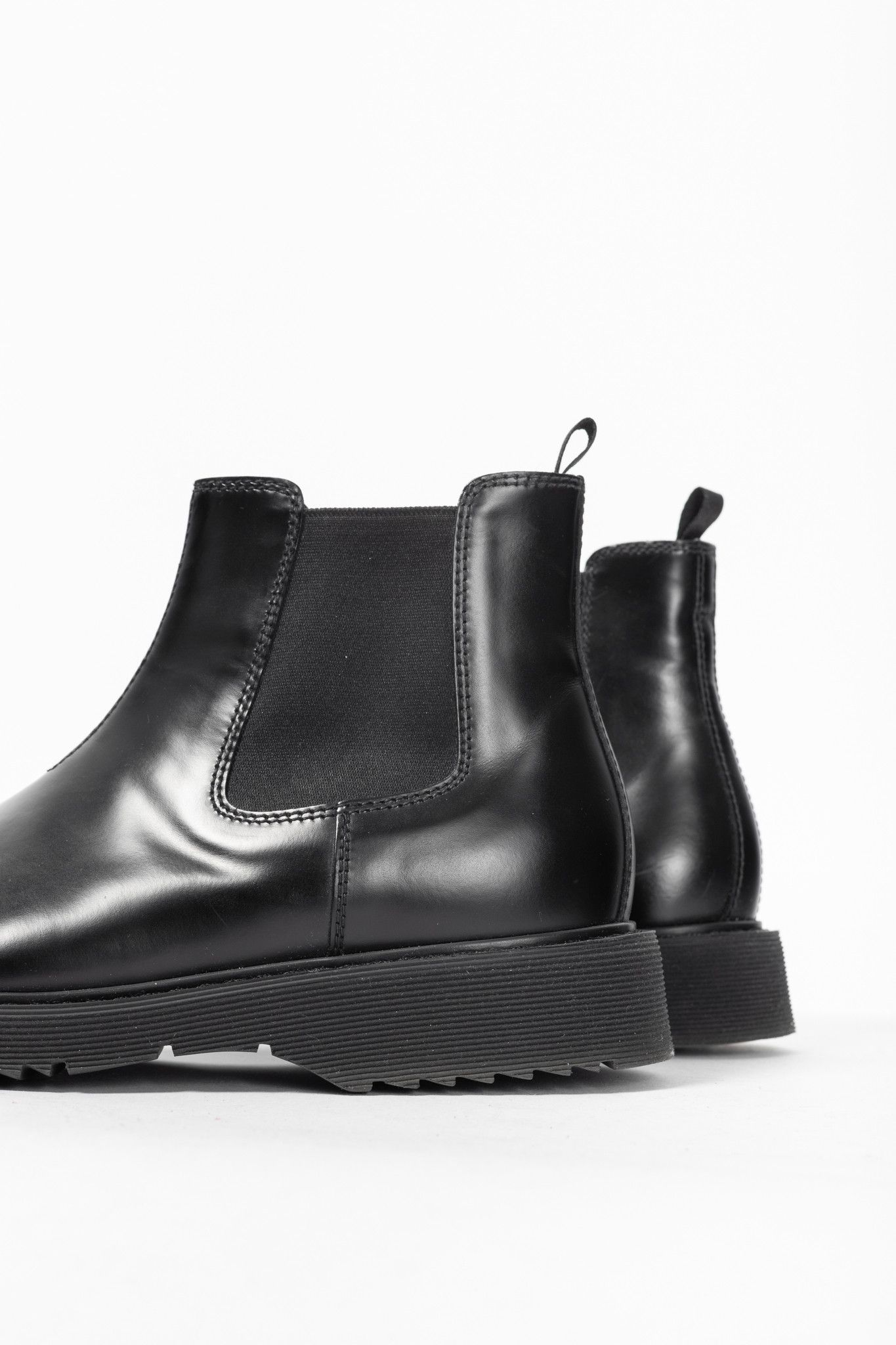 Prada Prada Black Leather Chelsea Ankle Boots Size US 9 / EU 42 - 8 Thumbnail