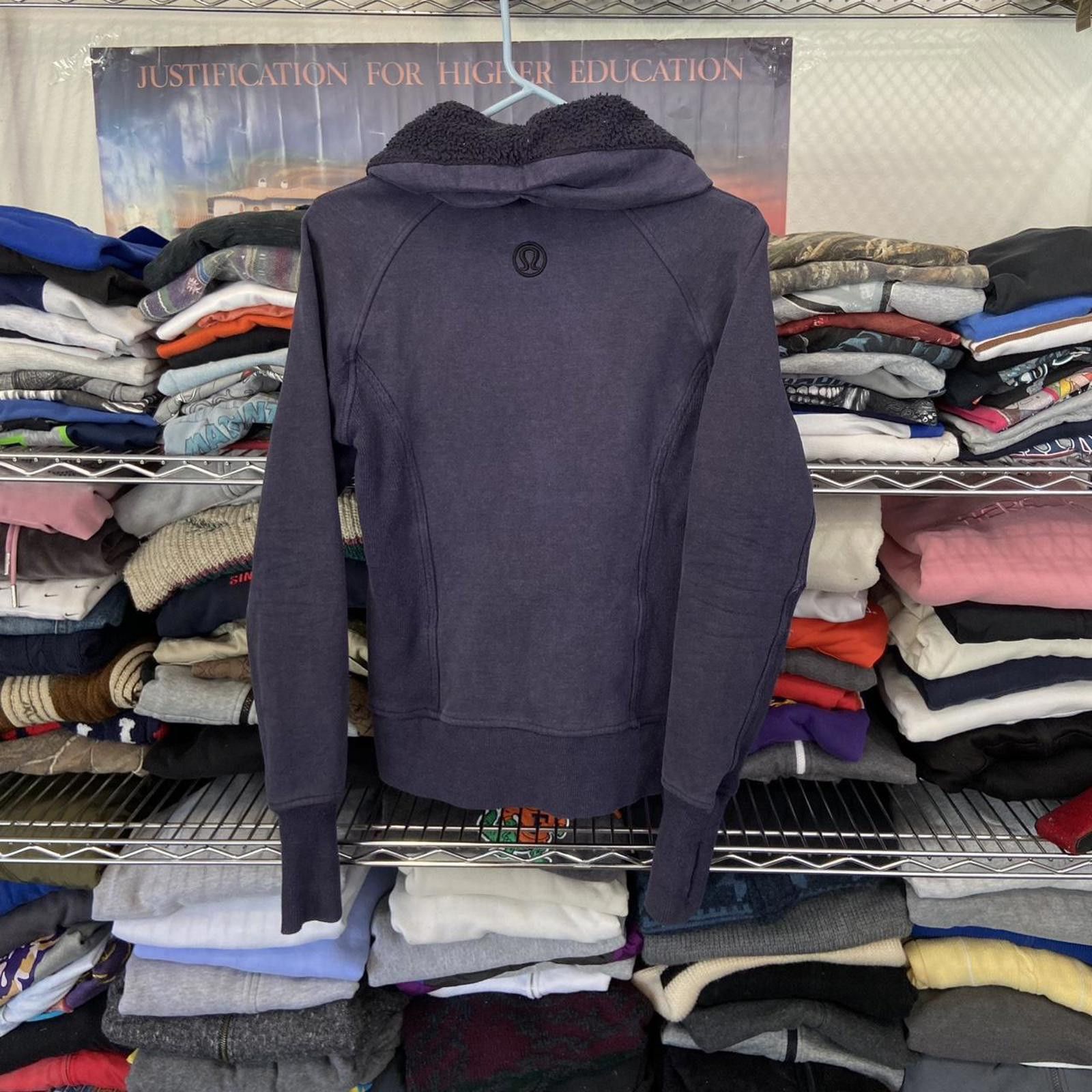 Lululemon lululemon womans navy zip up fleece neck jacket size 4 Size S / US 4 / IT 40 - 5 Thumbnail