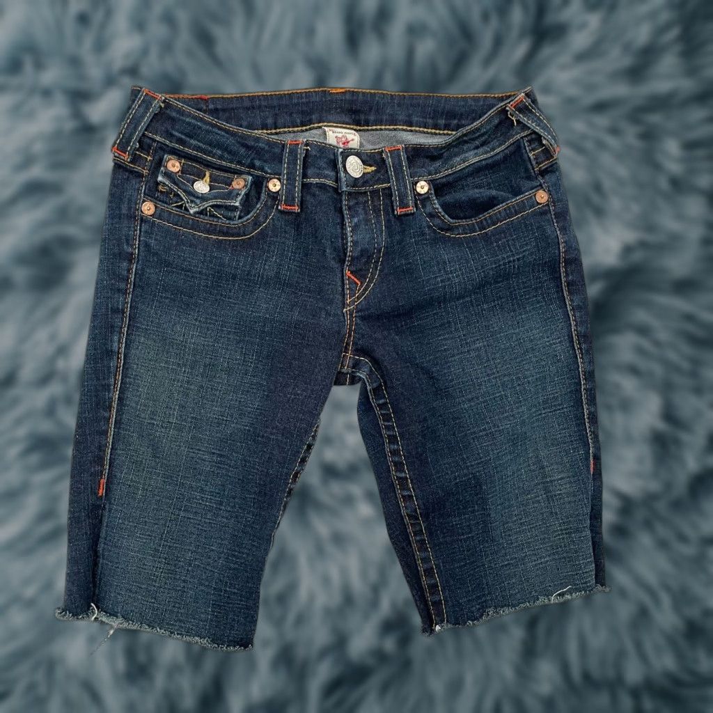 True Religion VINTAGE True Religion Shorts Women 30 Denim Cut-Off Low Rise 5-Pocket USA Ladies Size 30" / US 8 / IT 44 - 1 Thumbnail