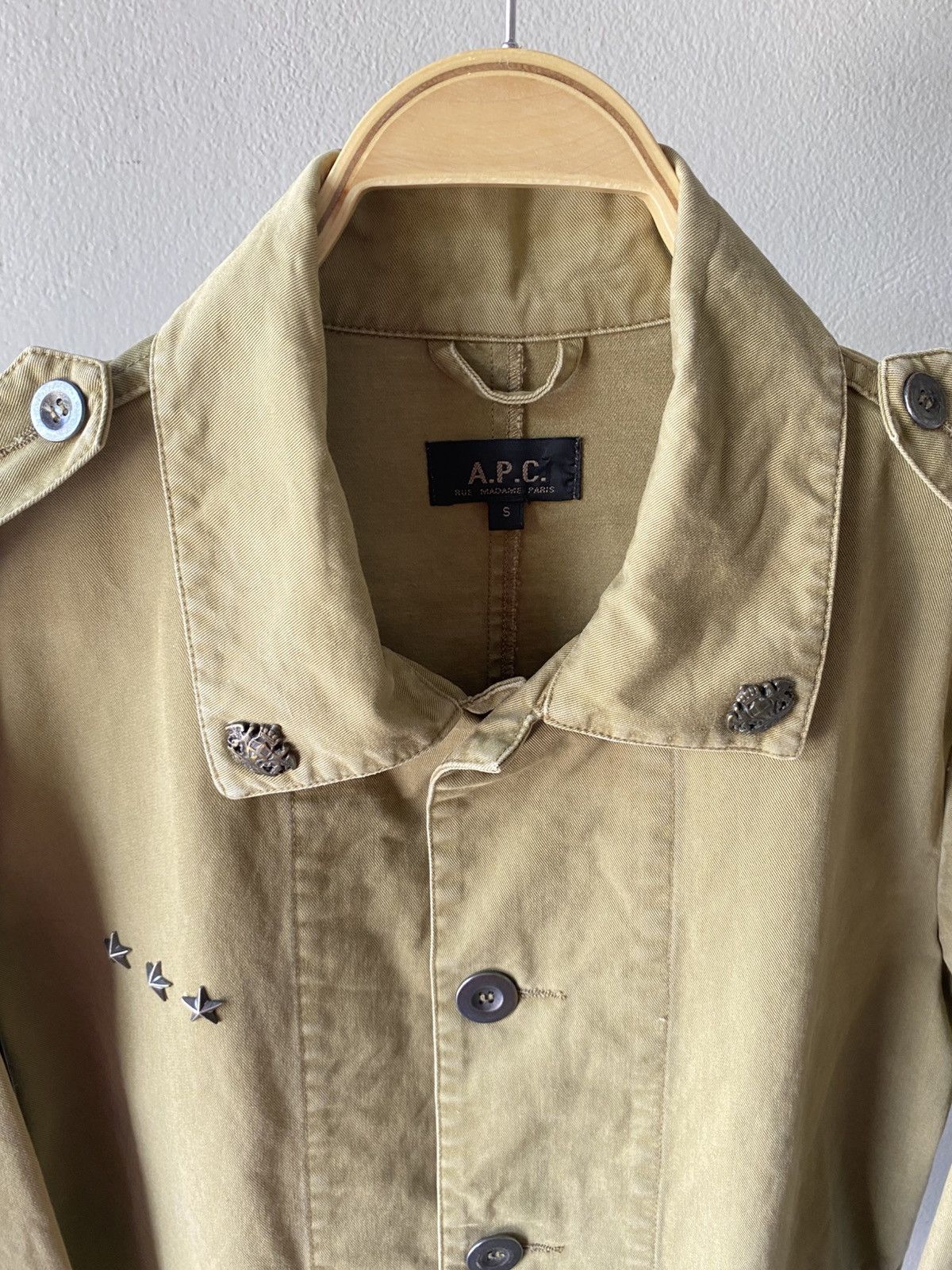 A.P.C. A.P.C. Military-Style Khaki Jacket Size US S / EU 44-46 / 1 - 3 Thumbnail