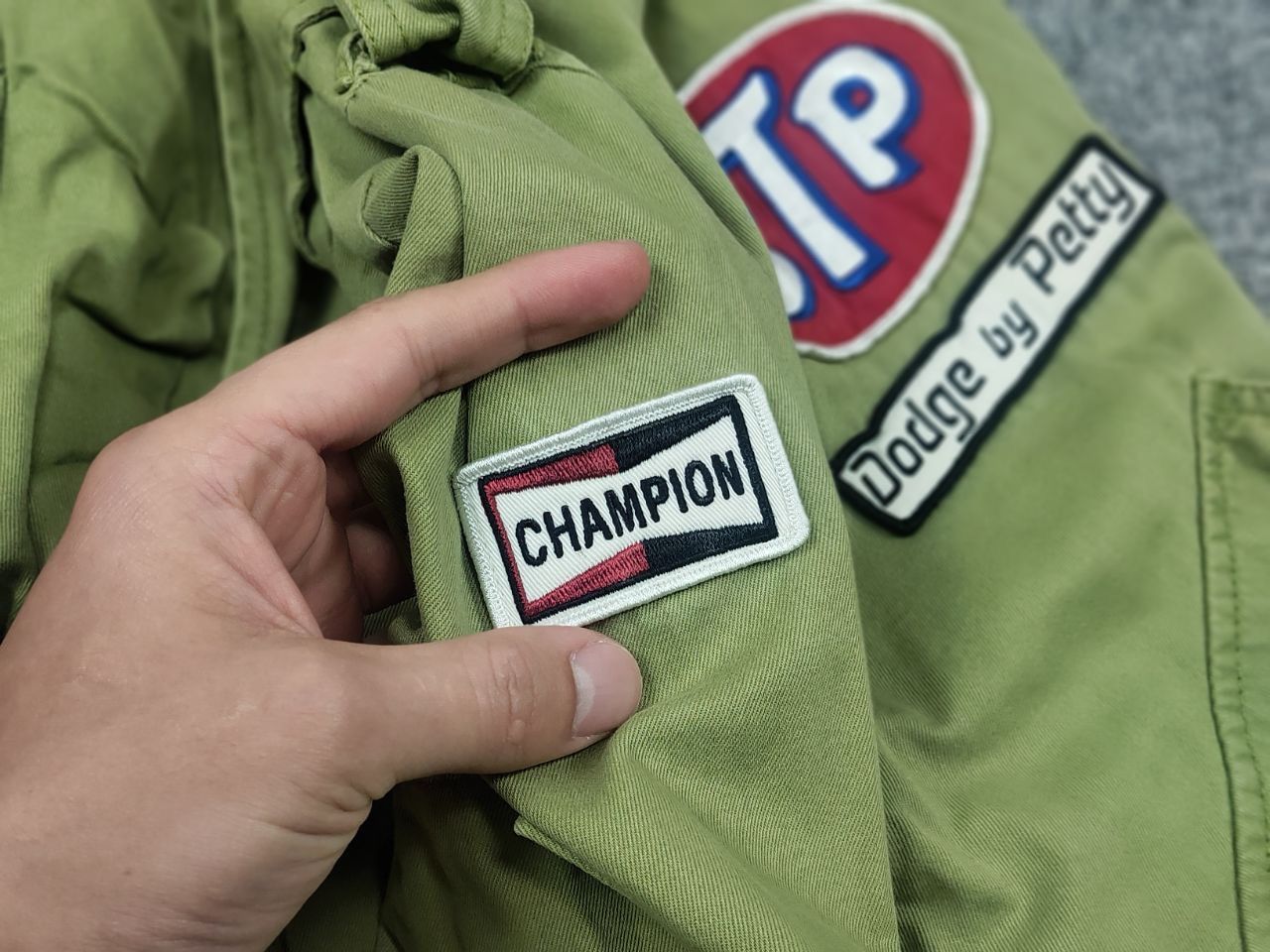 Puma Rare Vintage Richard Petty Puma Dodge STP Logo Green Jacket Size US M / EU 48-50 / 2 - 18 Thumbnail