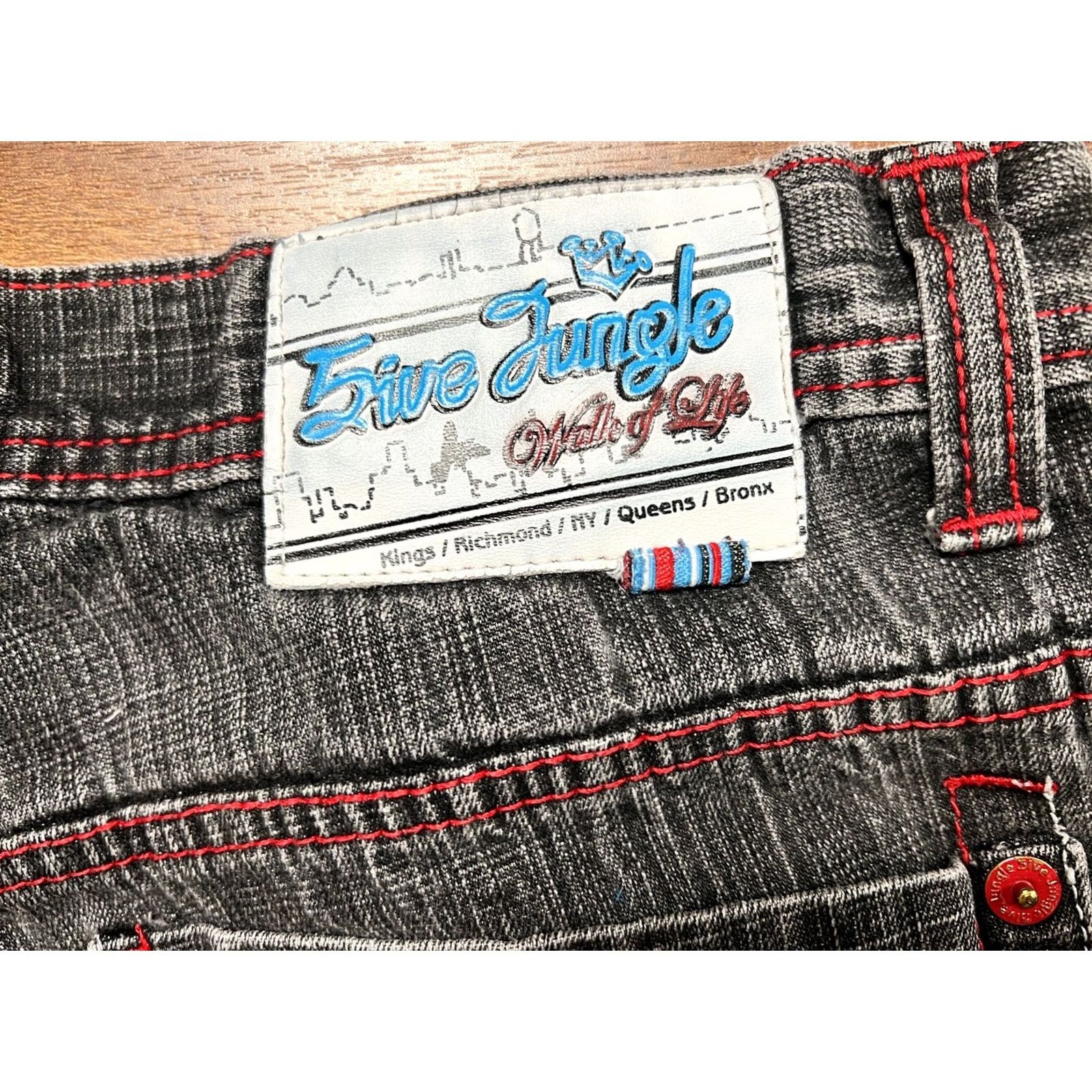 Southpole VINTAGE 5ive Jungle Jeans Mens 36X32 Dark Wash Wide-Leg Embroidered SouthPole Style Size US 36 / EU 52 - 4 Thumbnail