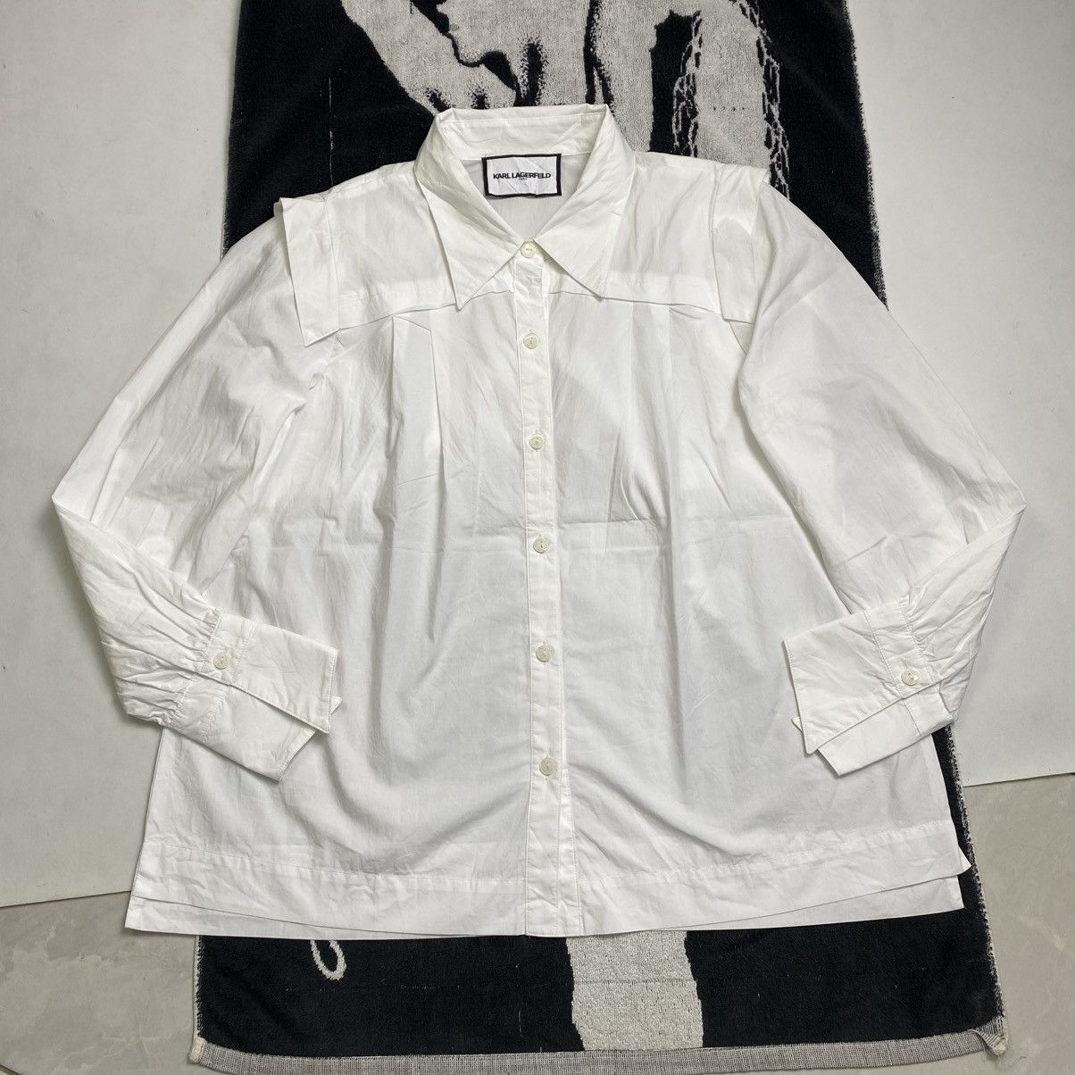 Karl Lagerfeld Karl Lagerfeld Paris button shirt good design Size M / US 6-8 / IT 42-44 - 1 Thumbnail