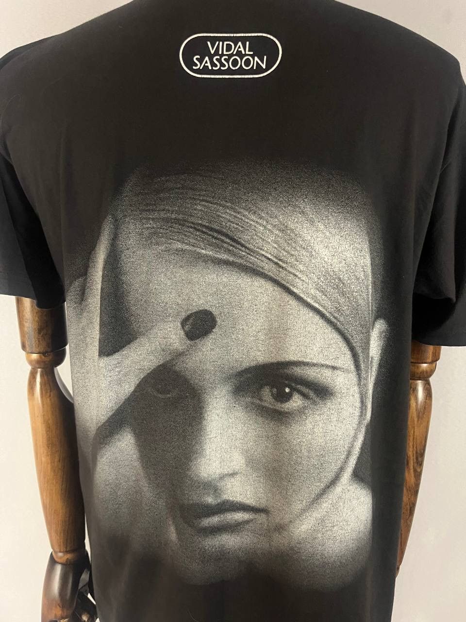 Vidal Sassoon Vintage Tee T Shirt 1990s