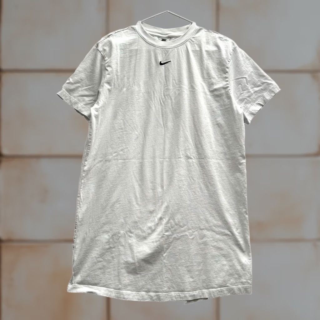Nike Nike Essentials Women's Midi Dress Short Sleeve Crew Neck Embroidered Center Swoosh White M Size M / US 6-8 / IT 42-44 - 1 Thumbnail