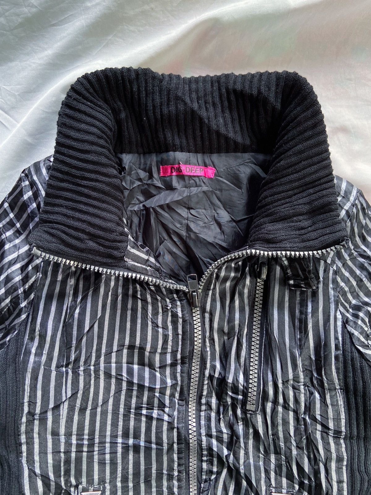 Beauty Beast DIG DEEP PUNK STRIPED ZIP JACKET Size US S / EU 44-46 / 1 - 2 Thumbnail